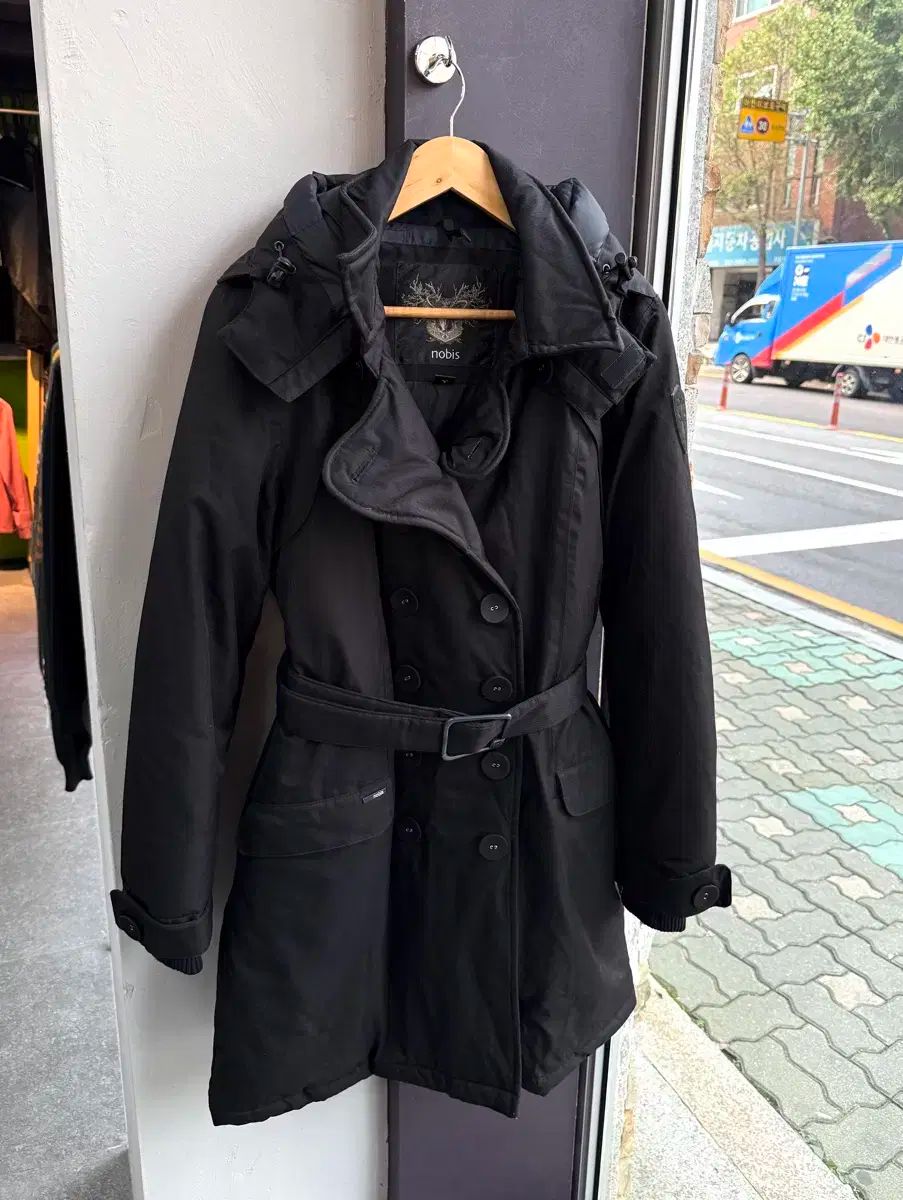 L nobis ノビス ダウン ベルト付き ダウンジャケット