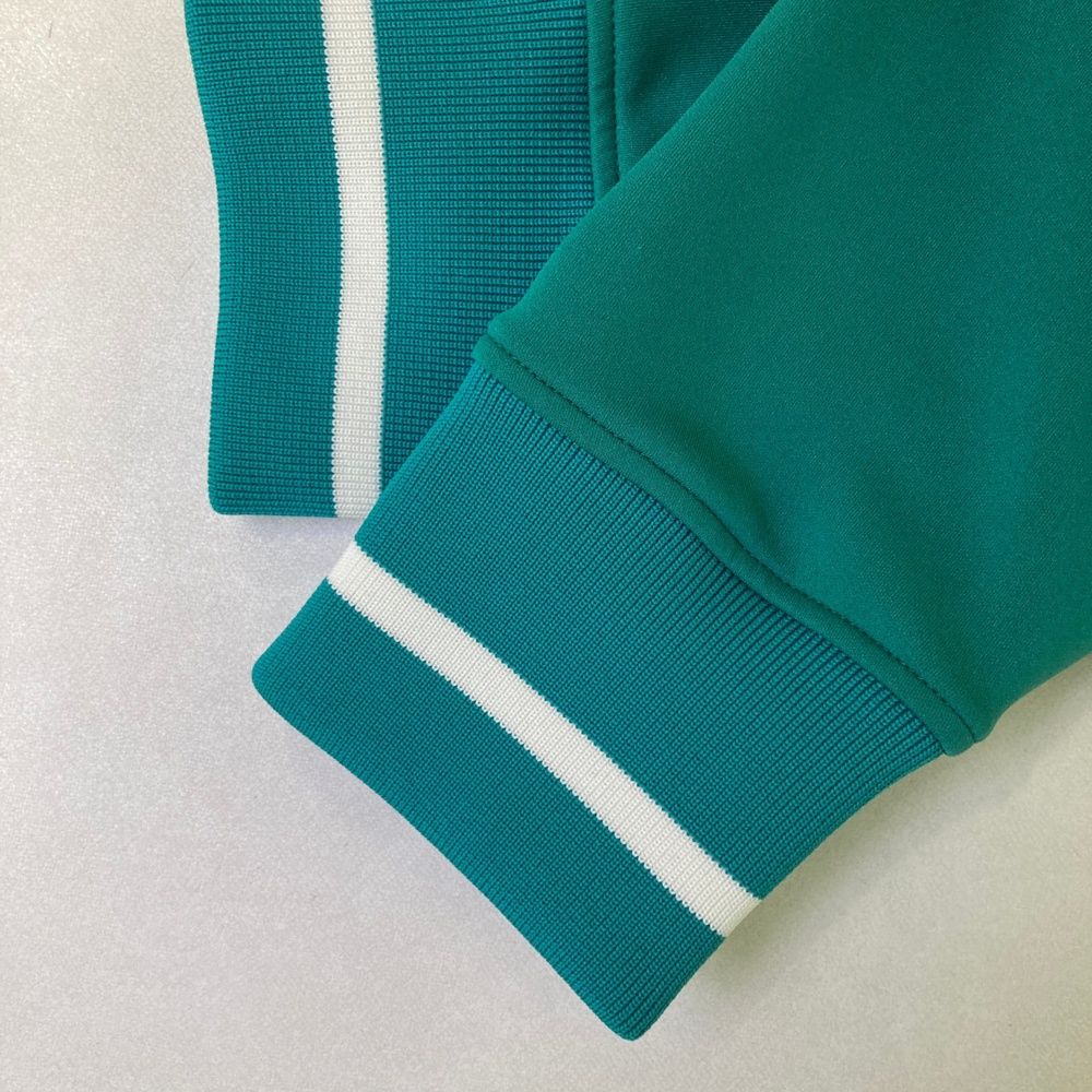 240101526293 ゴルフウェア