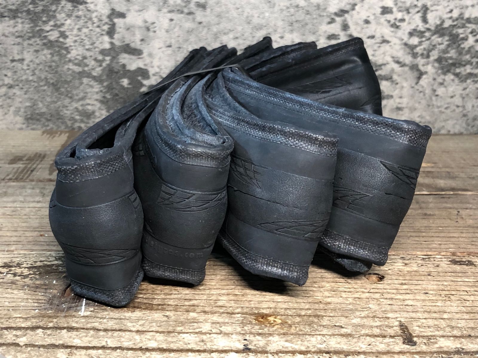 コンチネンタル CONTINENTAL