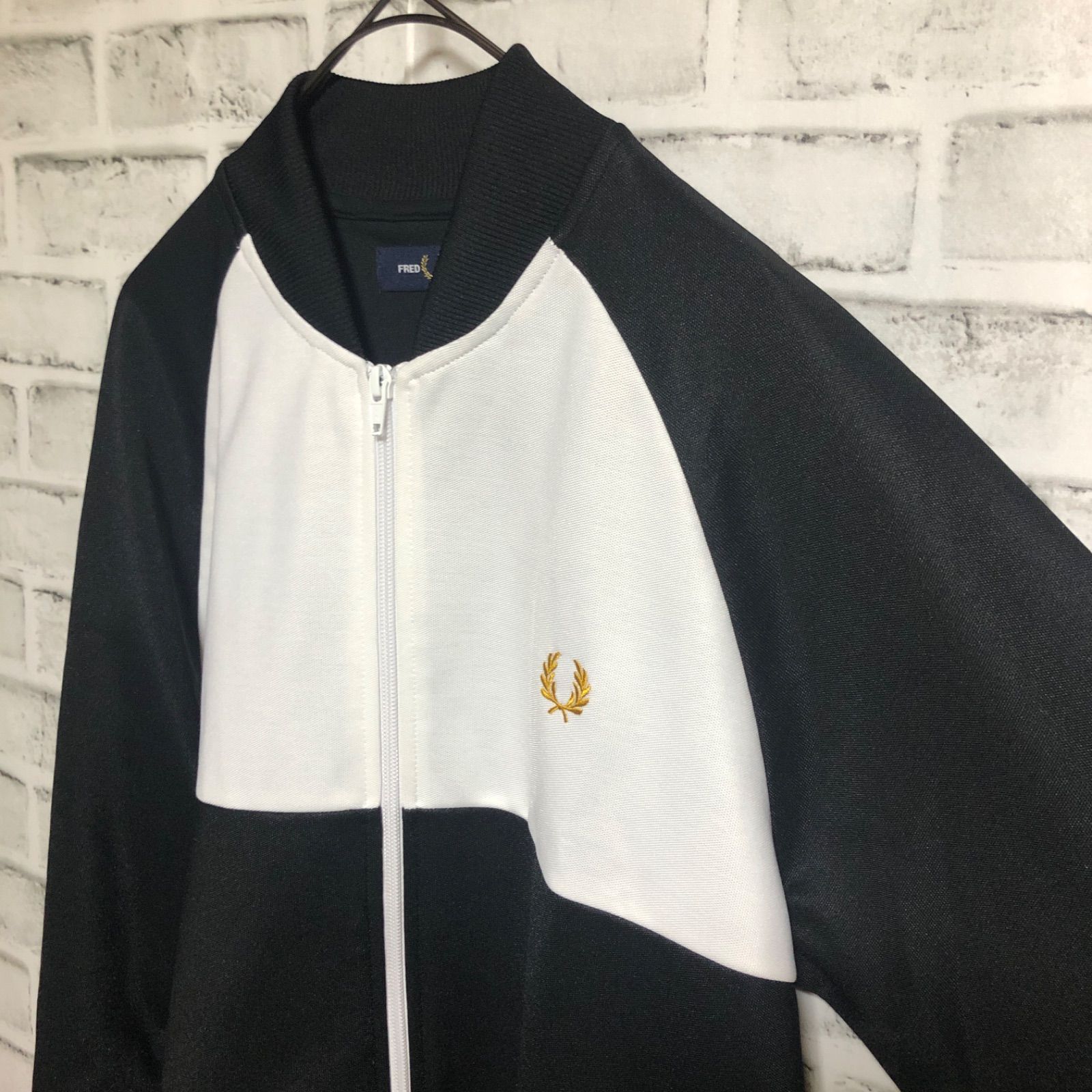 FRED PERRY 希少ジャージ　黒　美品　※デッドストックジャージ