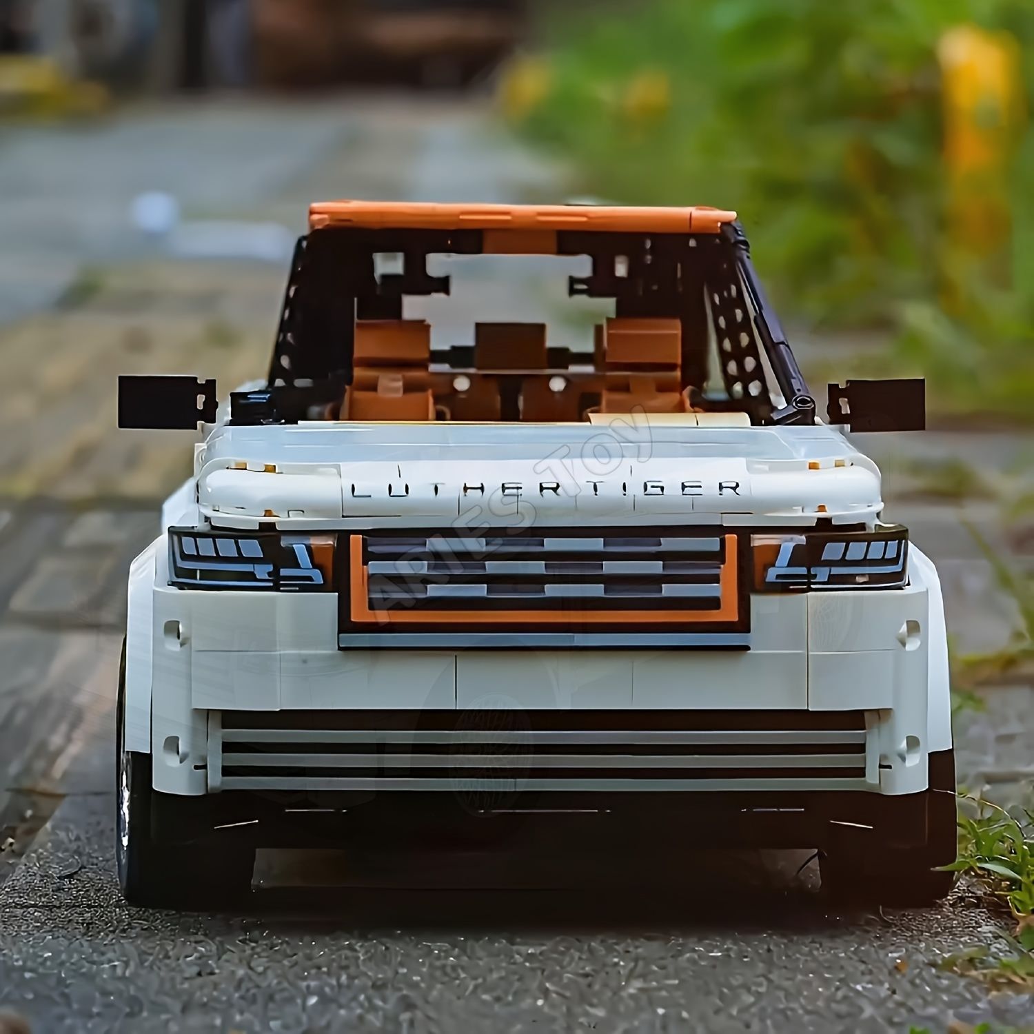 カーキ 3020ピース+ホットセール ライス 大型ビルディングブロック スタッキング プラグインおもちゃ 製品 四輪スーパーカーラバーの理想的なギフト テーマパーティー デスクトップオーナ