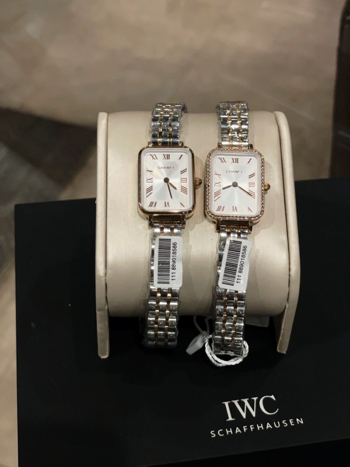 CHANEL時計パーツとケース H6255_DUO_FACE_600.jpg