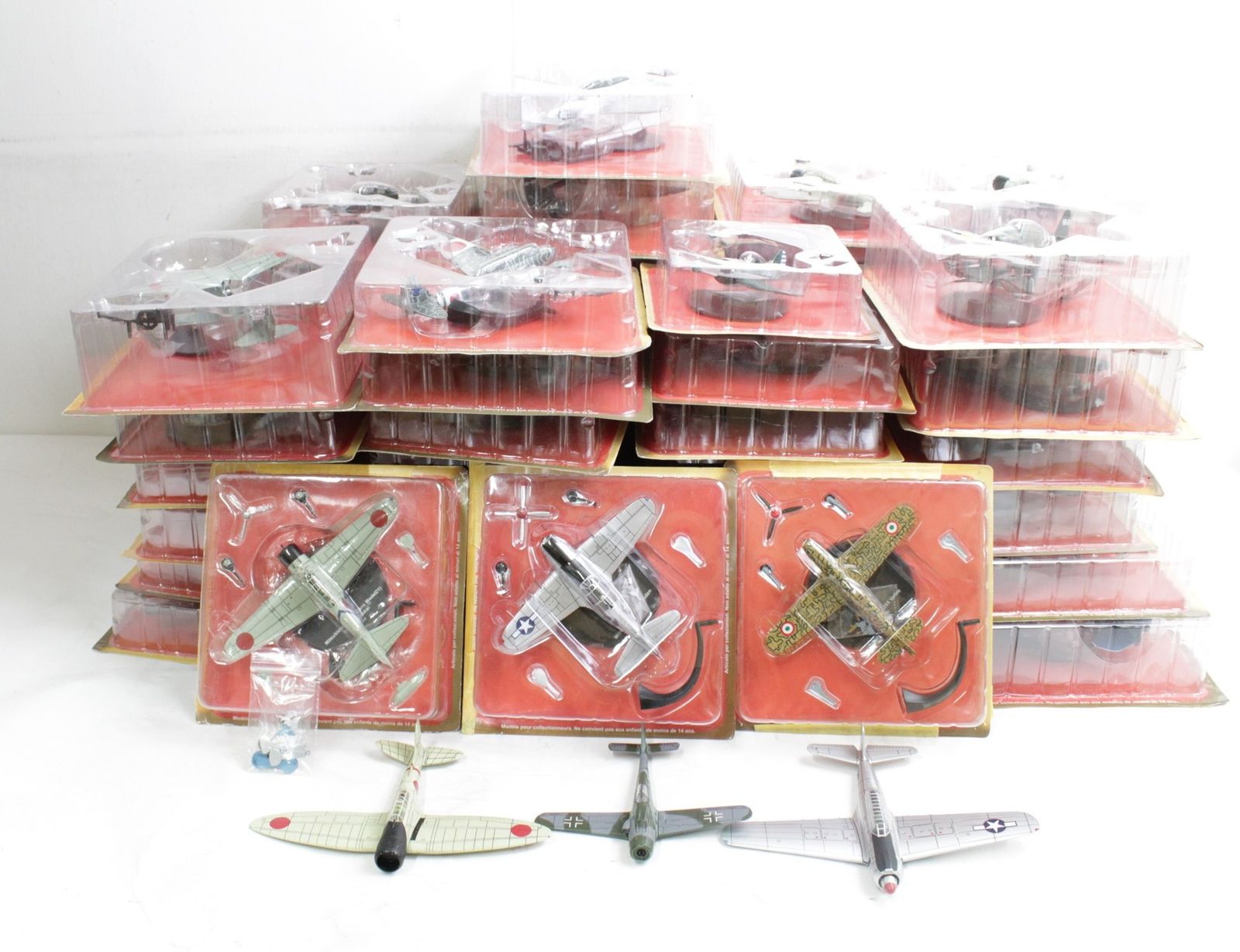 多数 デアゴスティーニ 第二次世界大戦 機 59台セット 戦闘機 飛行機 模型 フィギュア ホビー IT7ZZ9G9M452 -D-B27-byebye