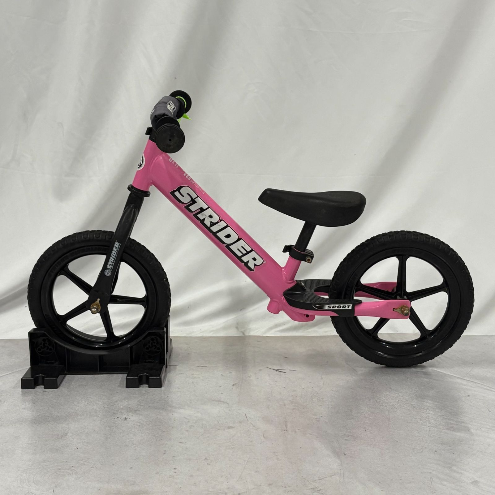 STRIDER SPORT ストライダースポーツ sports 12 未使用級STRIDER SPORTS ストライダー スポーツ 12 ブラック 楽天