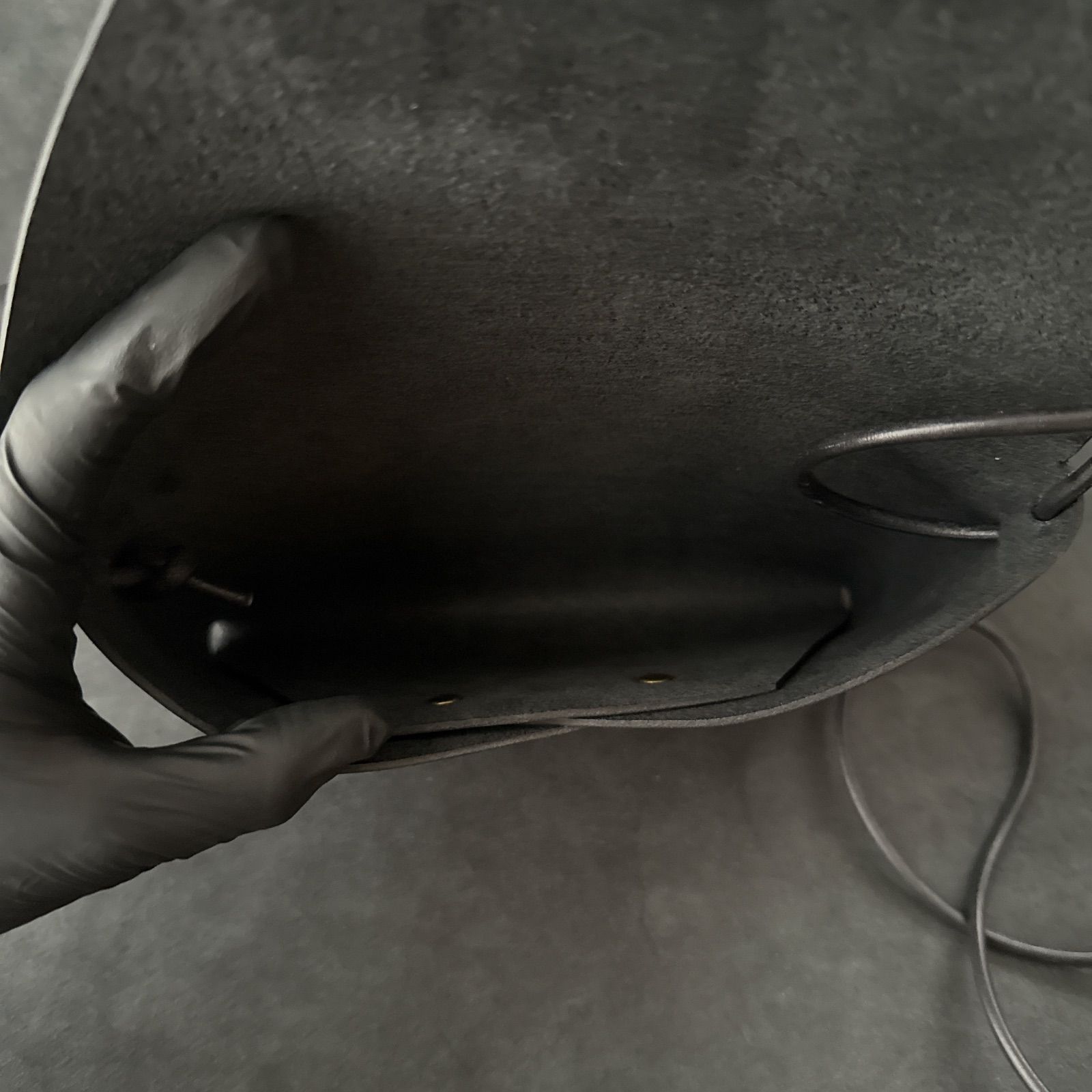 本革 手紙のようなデザイン