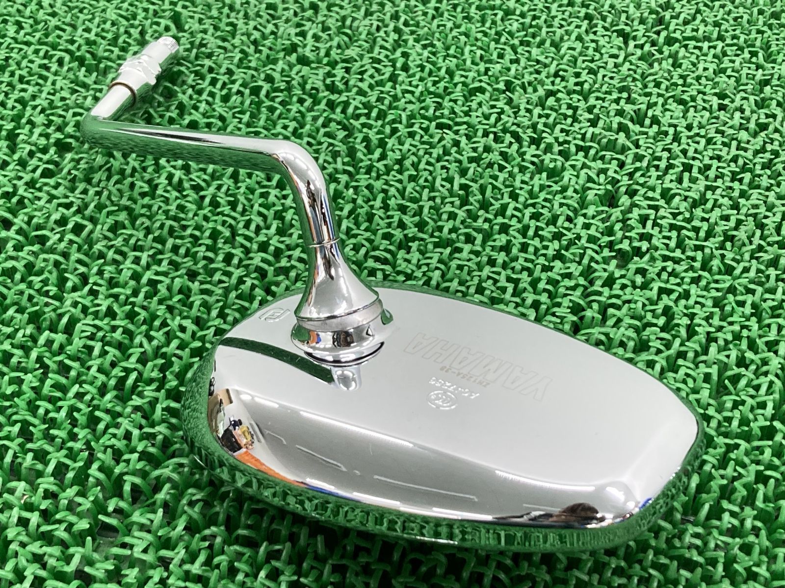 YB125SP ミラー 右 A047256 ヤマハ 純正 中古 バイク 部品 LBPPCJLT8