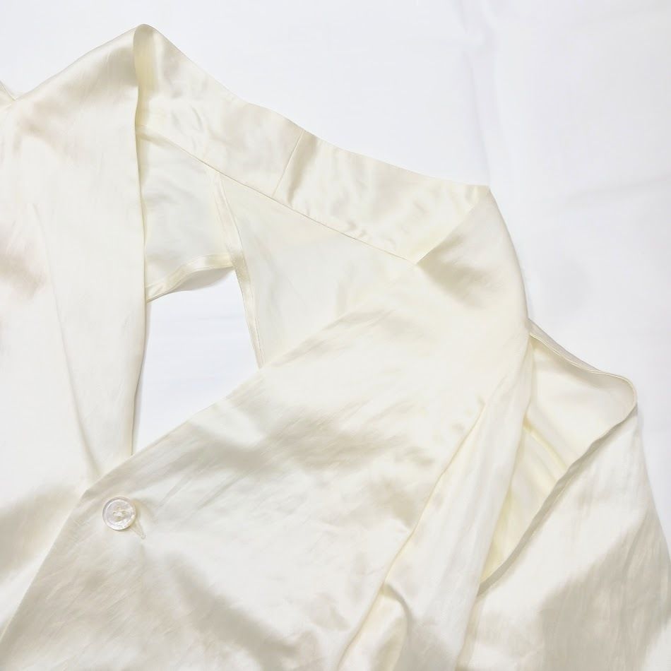 22AW 未使用品 ISSEY MIYAKE イッセイミヤケ LUSTER SHIRT IM23FJO22 