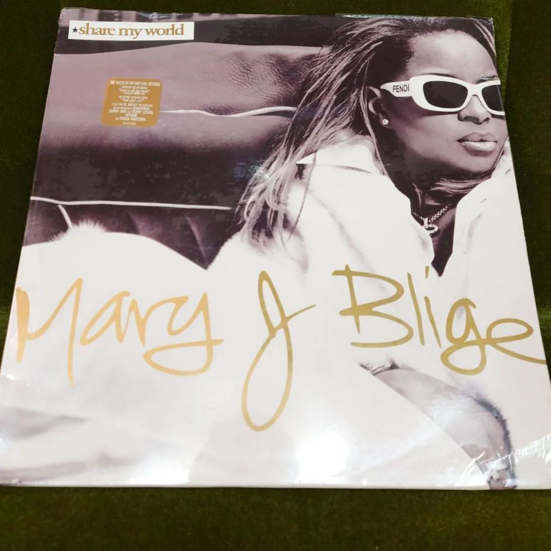 アナログ新品未開封)Mary j Blige/Share my world - メルカリ