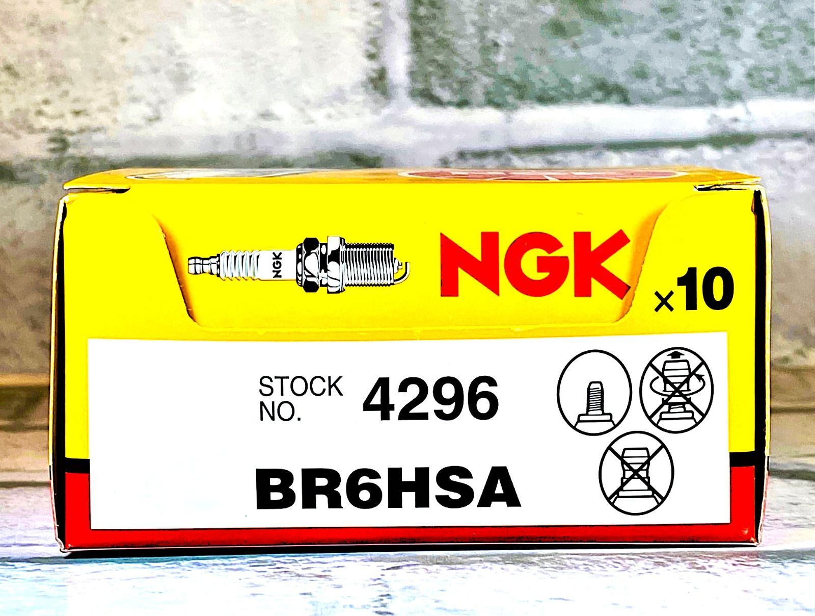 NGK BR6HSA (4296) 新品 送料込 ホンダ ライブディオ/J/S/SR/ZX