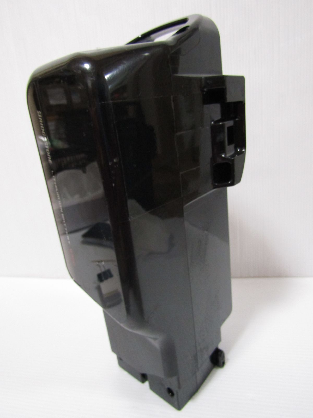 B300