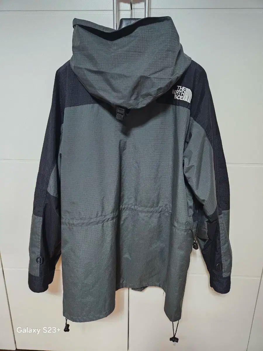 GORE-TEX₍ゴアテックス