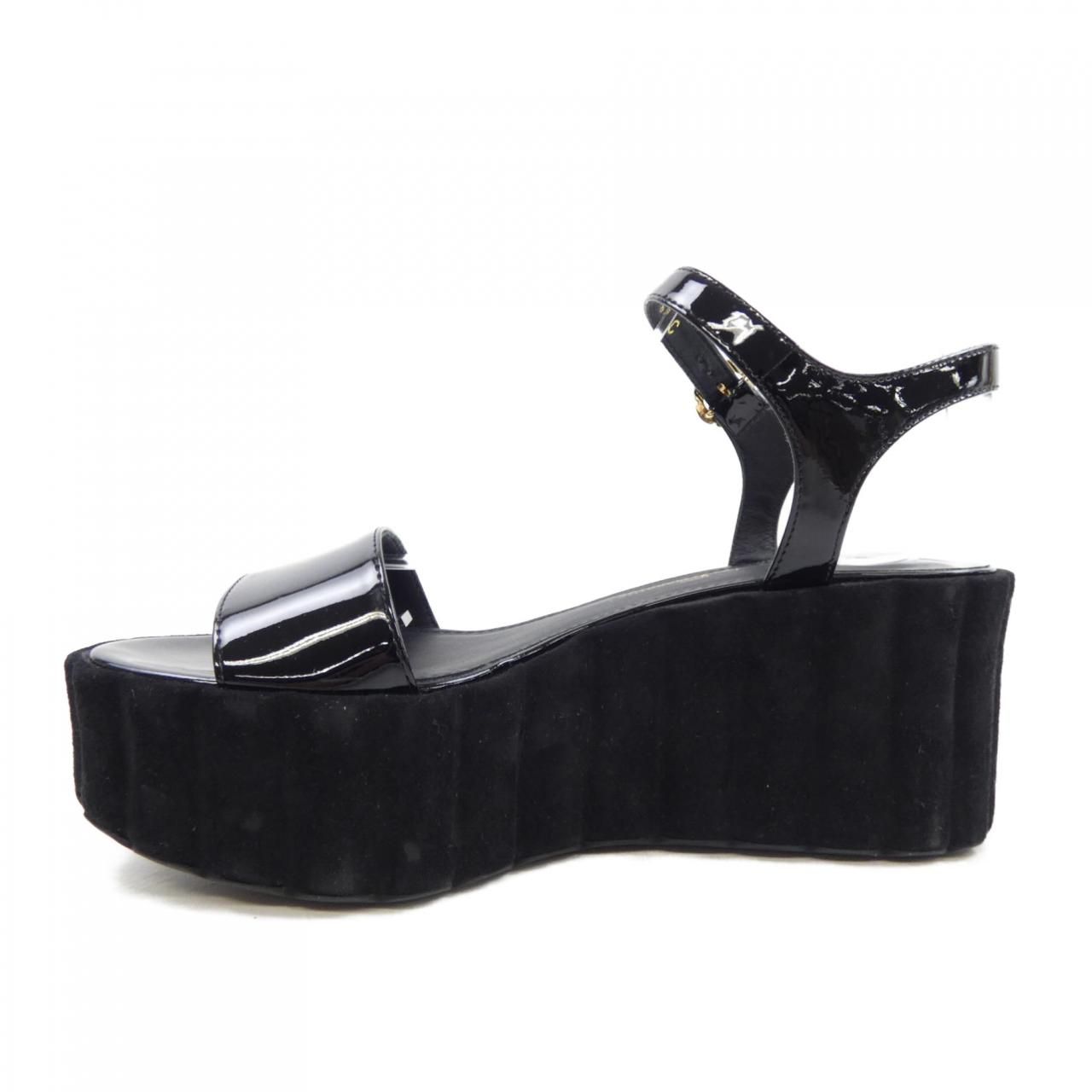 サルバトーレフェラガモ Salvatore Ferragamo サンダル 01P460