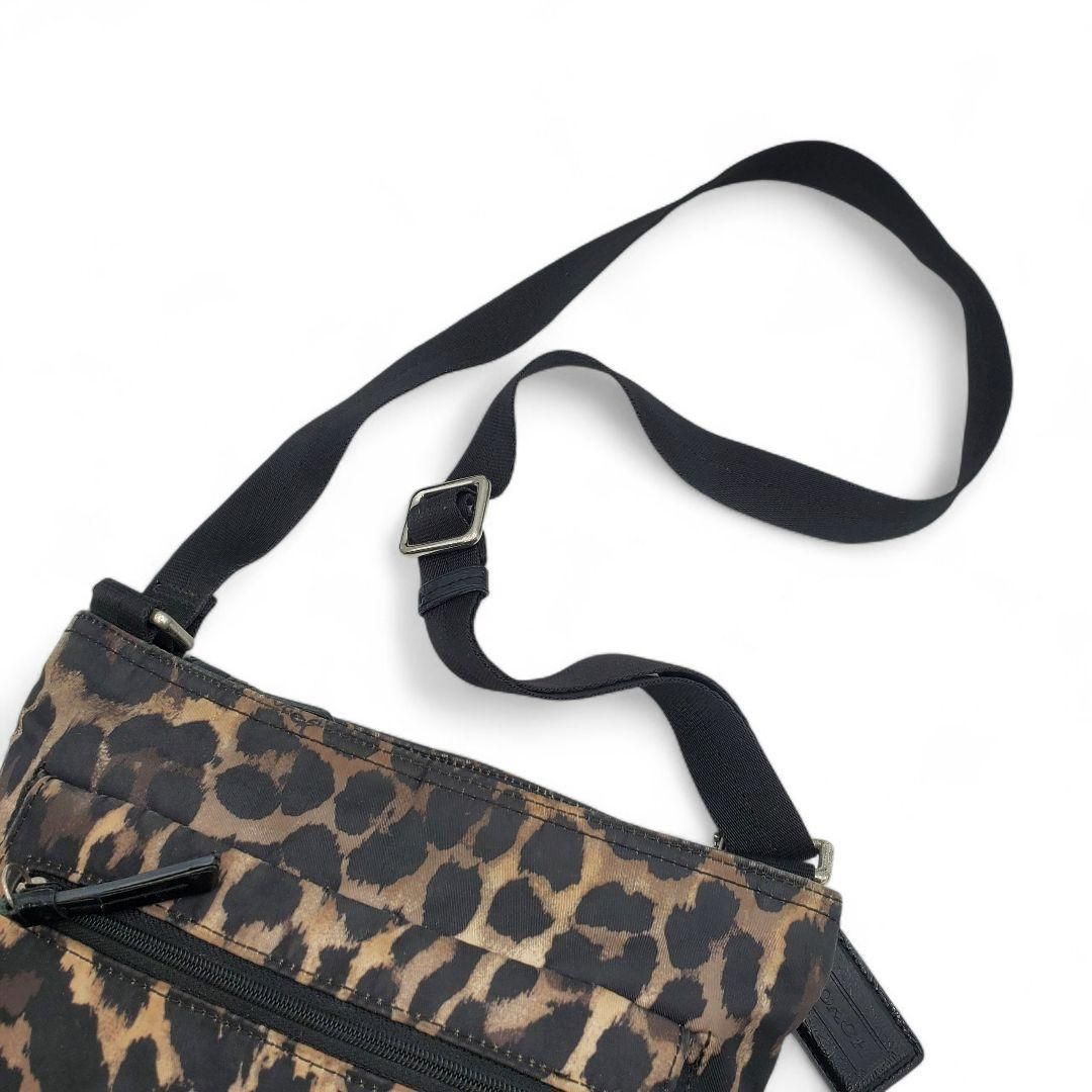 美品！コーチ□COACH オセロット□ショルダーバック□アニマル柄