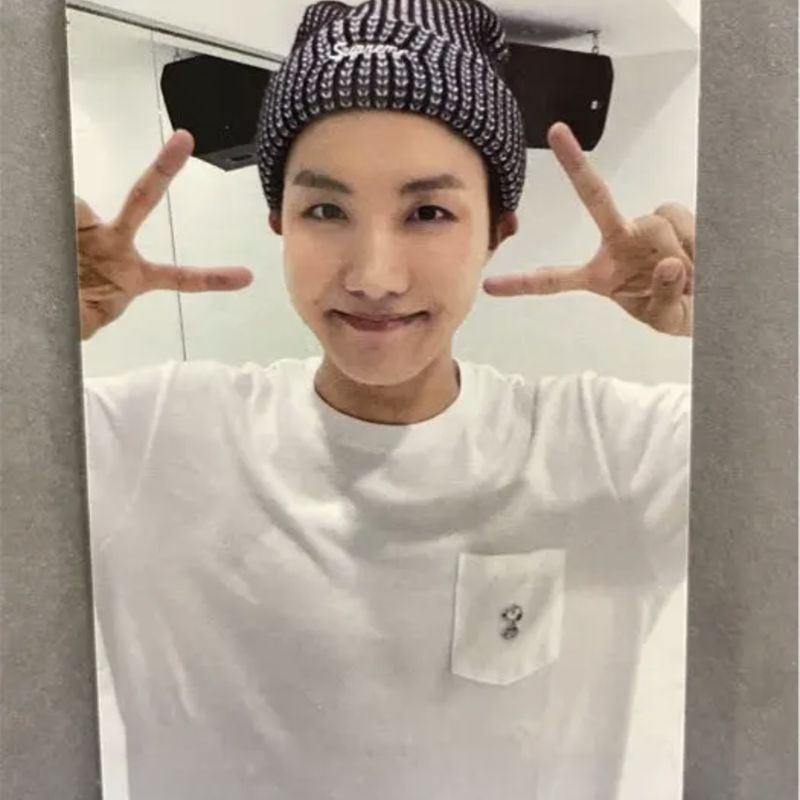 BTS Memories 2017 BluRay ホソク ホビ トレカ 台紙付き BTS Memories 2017 BluRay ホソク ホビ トレカ 台紙付き - メルカリ