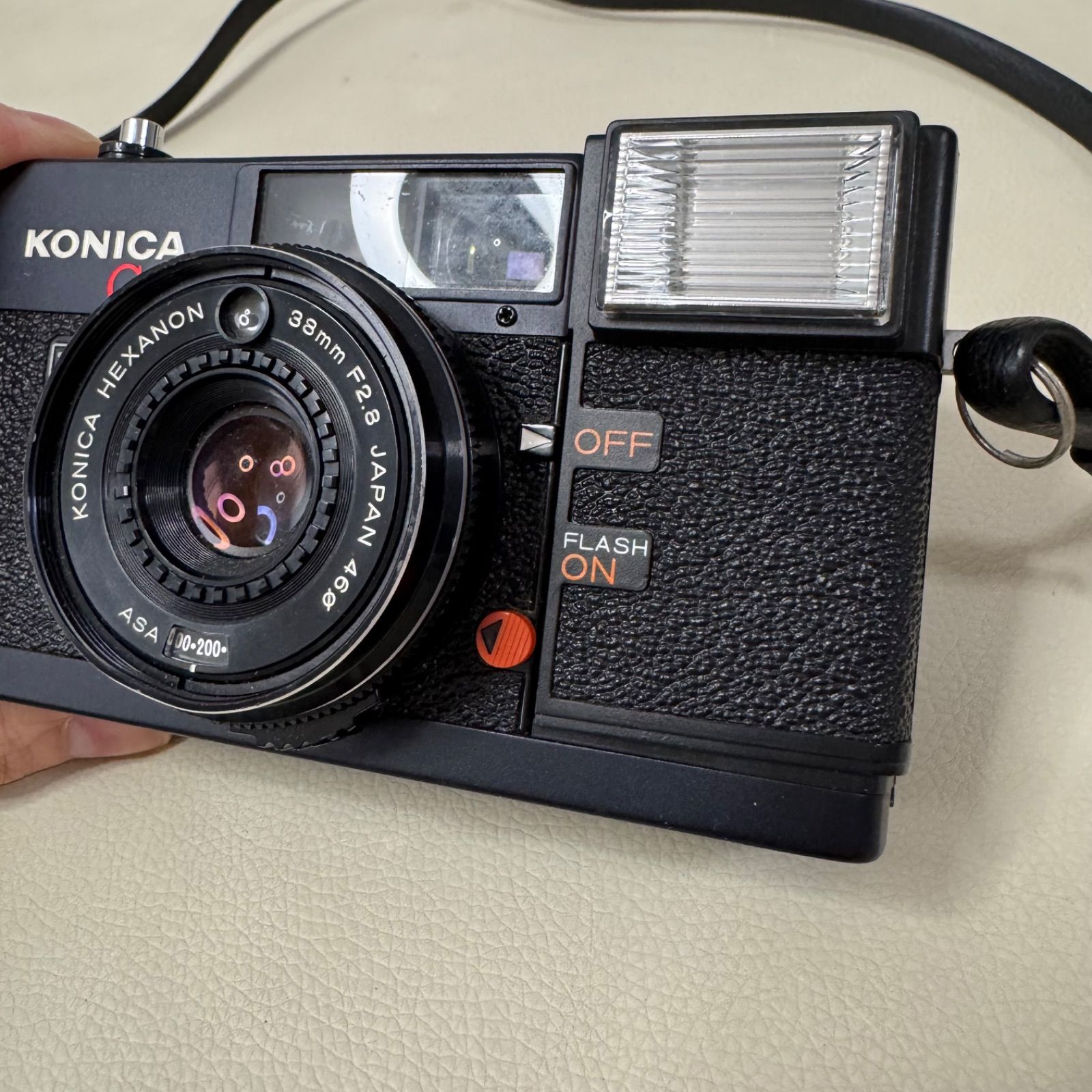 KONICA C35 コンパクトフィルムカメラ　動作確認済み KONICA C35 コンパクトフィルムカメラ 動作確認済み カメラ