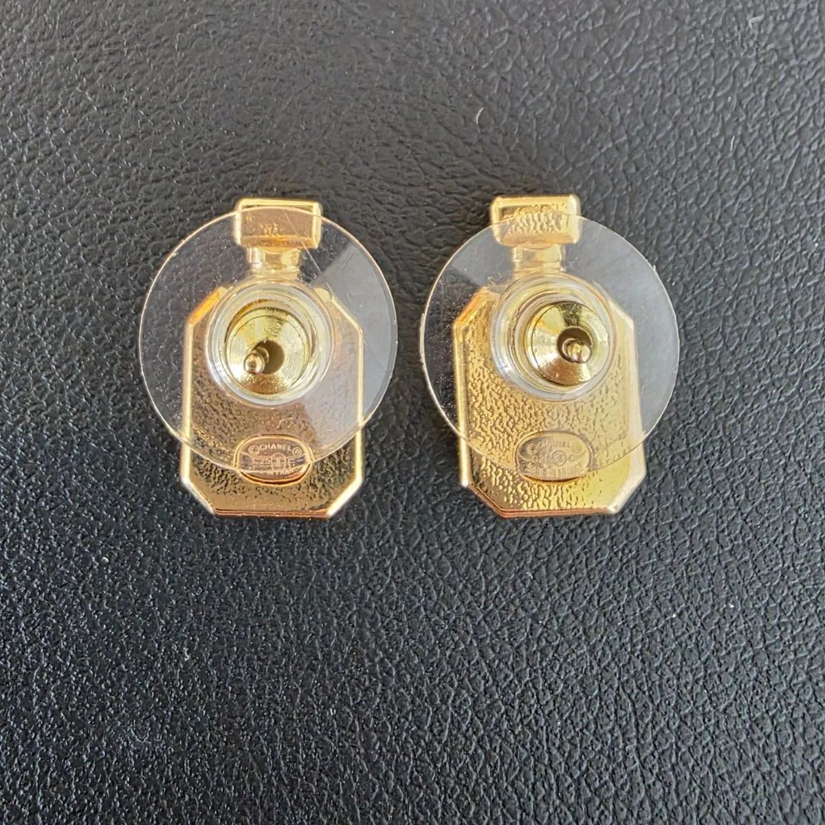 ▲美品 CHANELシャネル スイングピアス ココマーク リップ ファンデ 香水 楽天市場】【中古】CHANEL シャネル パフューム ボトル スイング