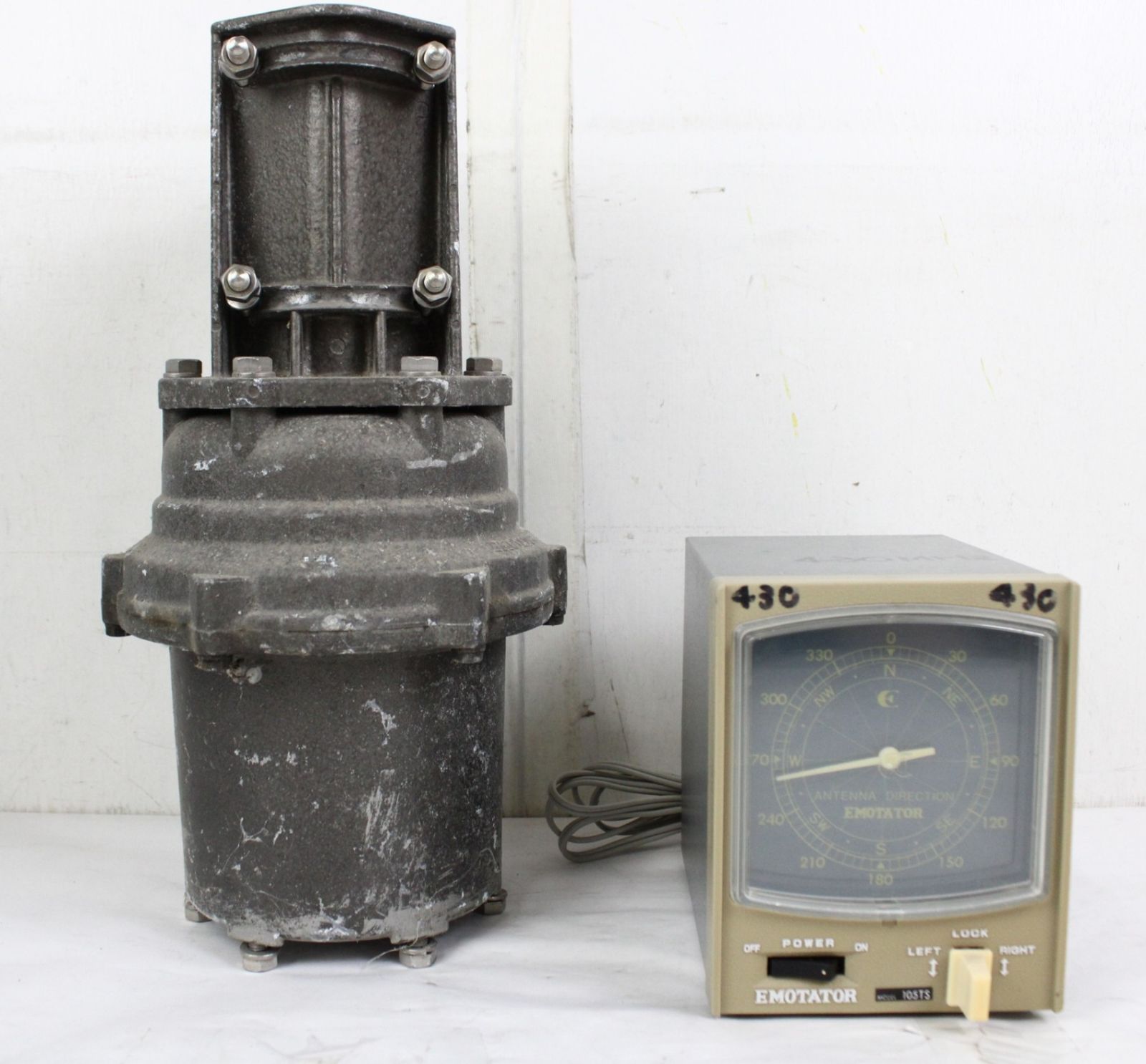 現状品 エモト エモテーター アンテナローテーター 105TS コントローラー アマチュア無線 IT0AVJ0MG5AI-A03-byebye