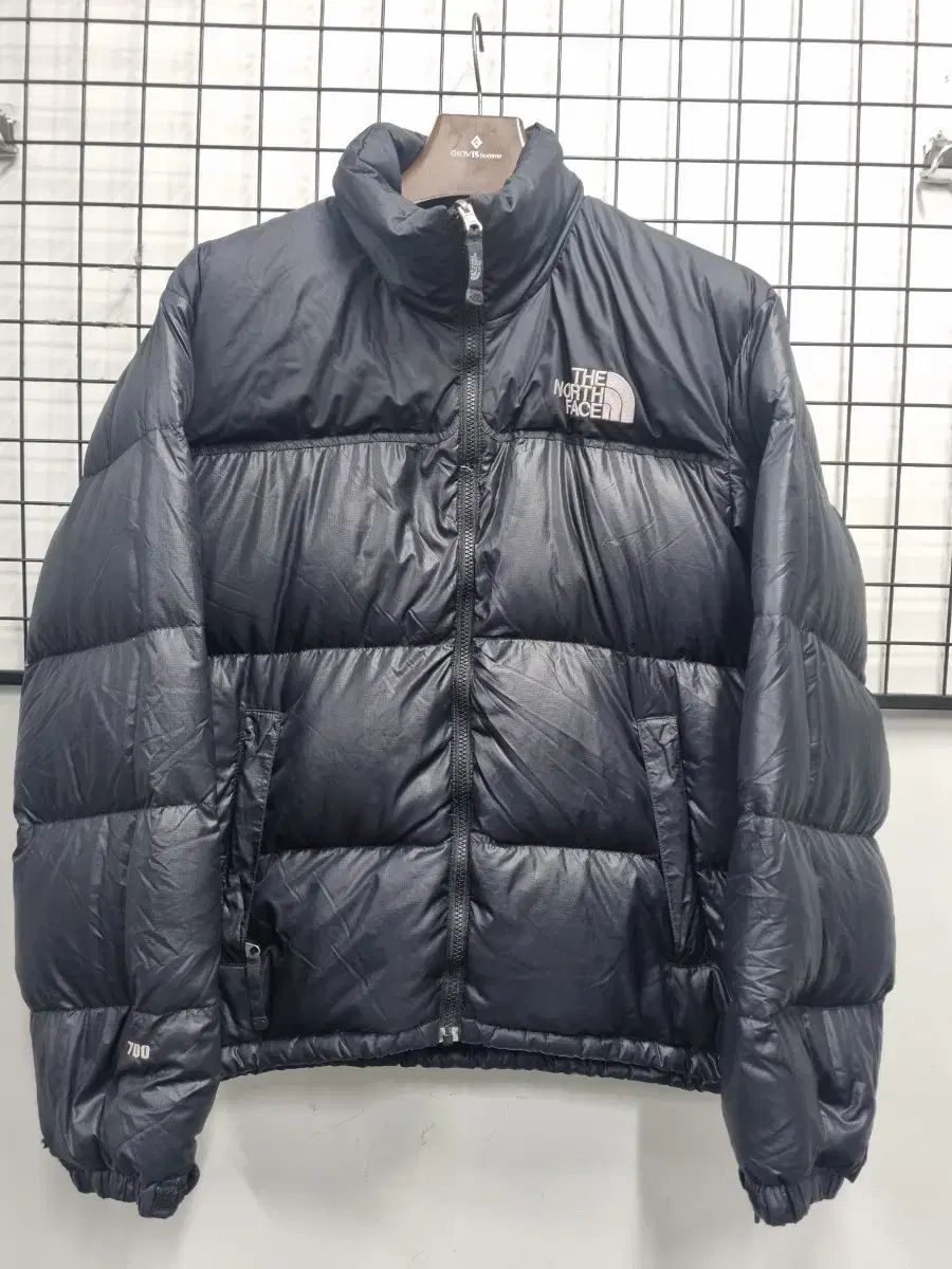 95M THE NORTH FACE(ザノースフェイス) Nuptse(ヌプシ) ダウン ダウンジャケット