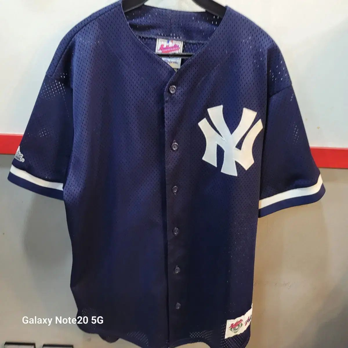 マジェスティック　ニューヨークヤンキース　Мサイズ　未使用品 正規品 Majestic(マジェスティック) ニューヨーク ニューヨーク