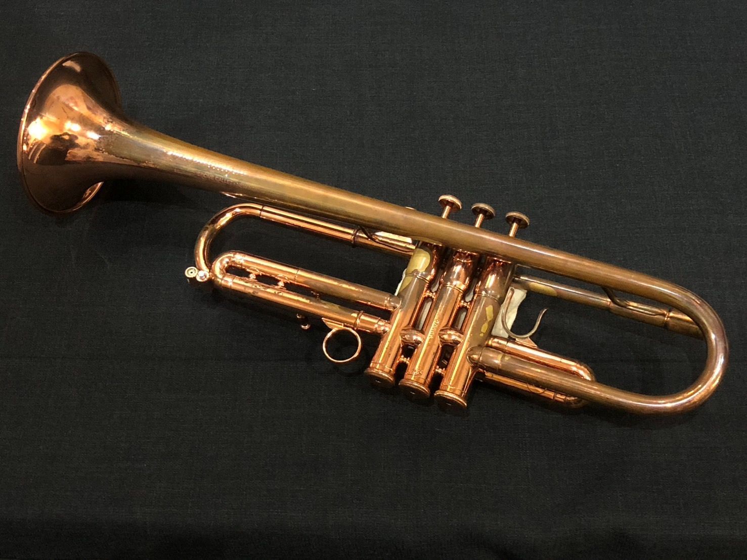 ジェローム・カレ B♭トランペット Symphonique .464ボア GP ジェロームカレ シンフォニック 464 コパー B♭トランペット【中古