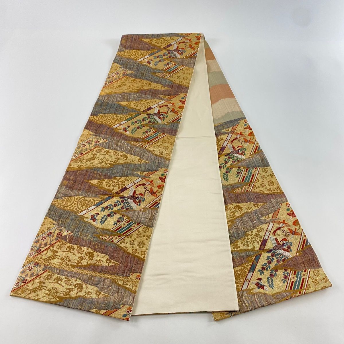 【美品】 袋帯 秀品 六通 正絹 【中古】 美品】 袋帯 秀品 六通 正絹 【中古】の通販 by バイセル ラクマ店｜ラクマ