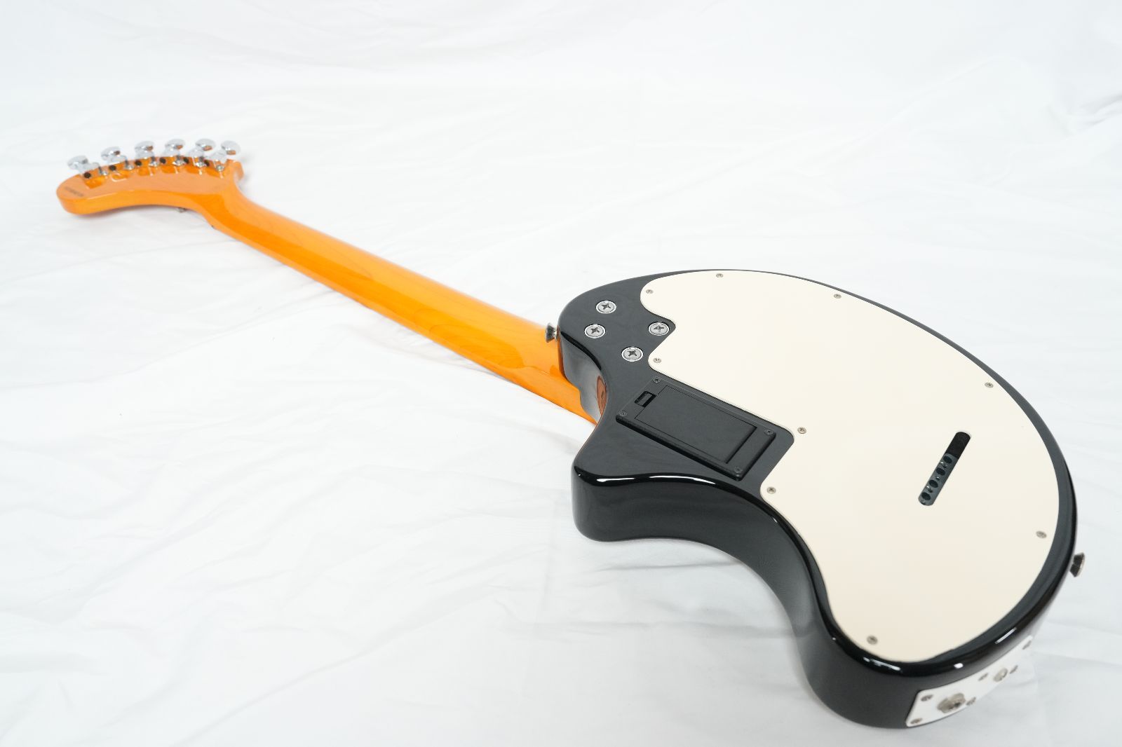 ストラトキャスターモチーフ アンプ内蔵ミニギター