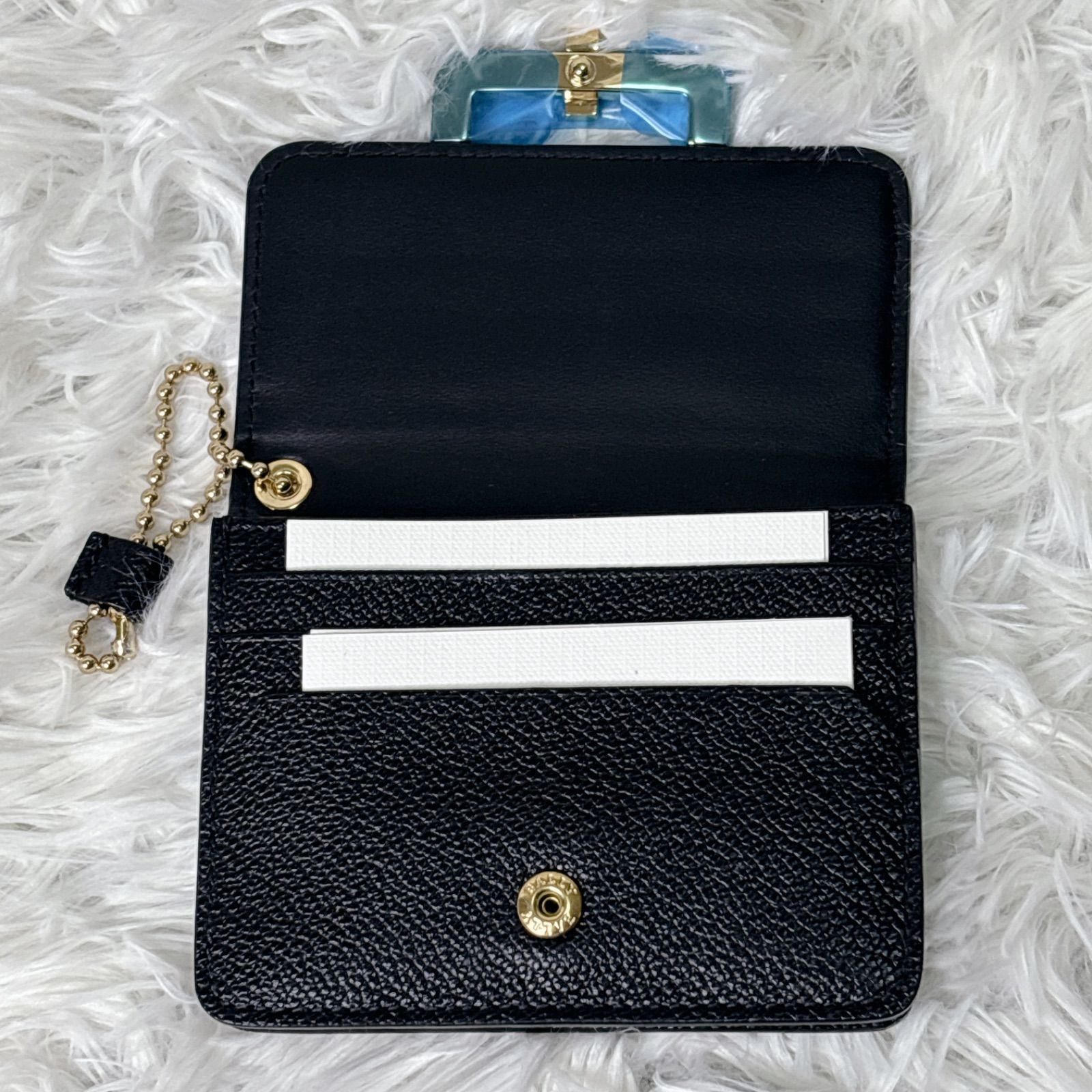 新品　BALLY カードケース　名刺入れ　ゴールド金具　チェーンストラップ 新品 BALLY カードケース 名刺入れ ゴールド金具 チェーン