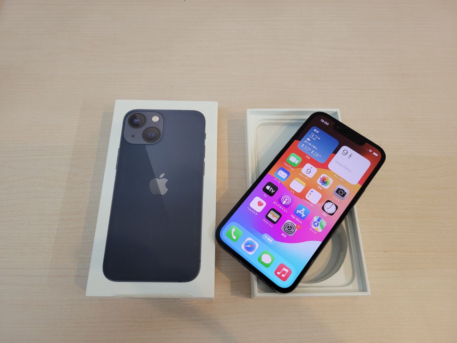 iPhone13 128GB ミッドナイト iPhone 13 128GB SIMフリ―背面割れ