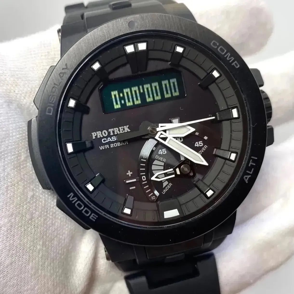 Casio pro best sale trek 7000