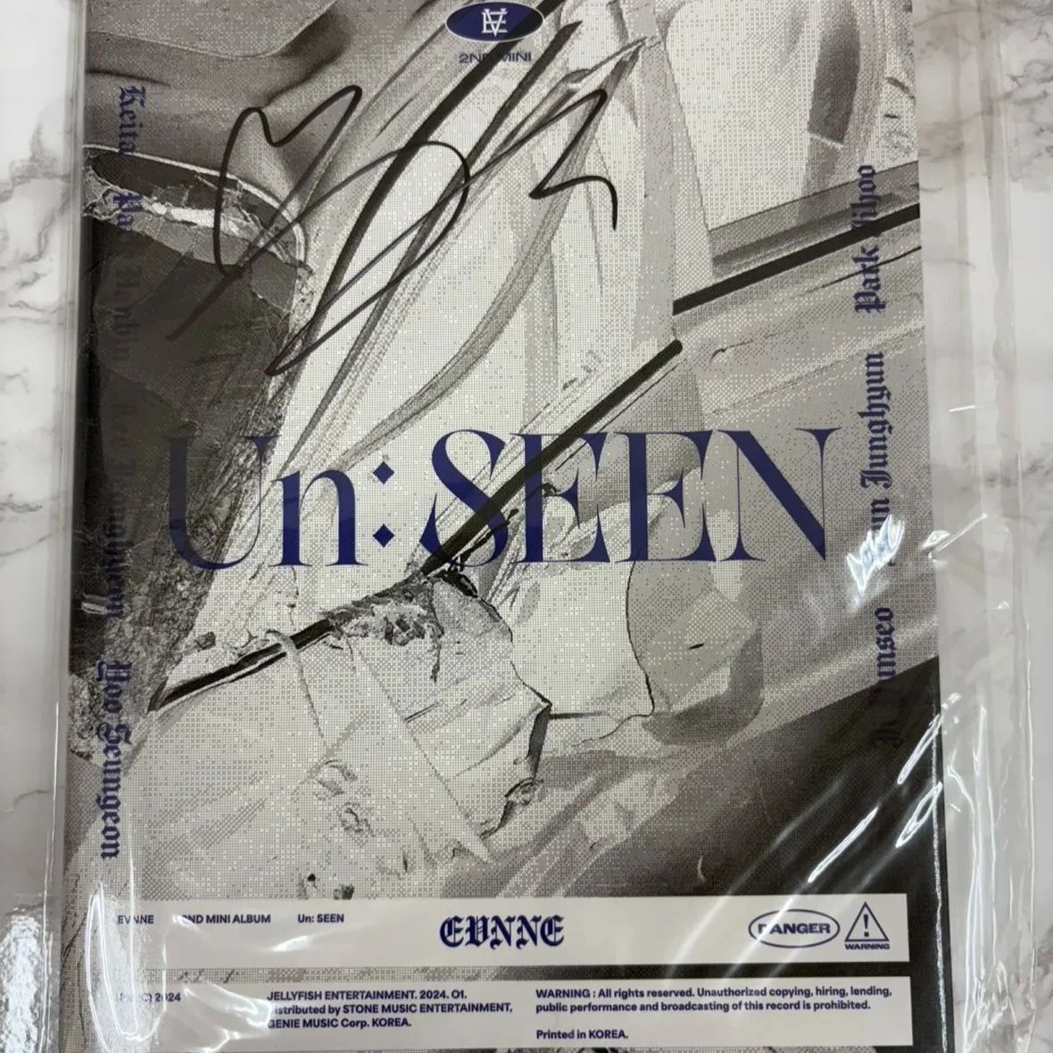 EVNNE チョンイ　イジョンヒョン　サイン入り　evnne 即日発送] EVNNE [Un: SEEN] 2nd Mini Album 直筆サイン入り