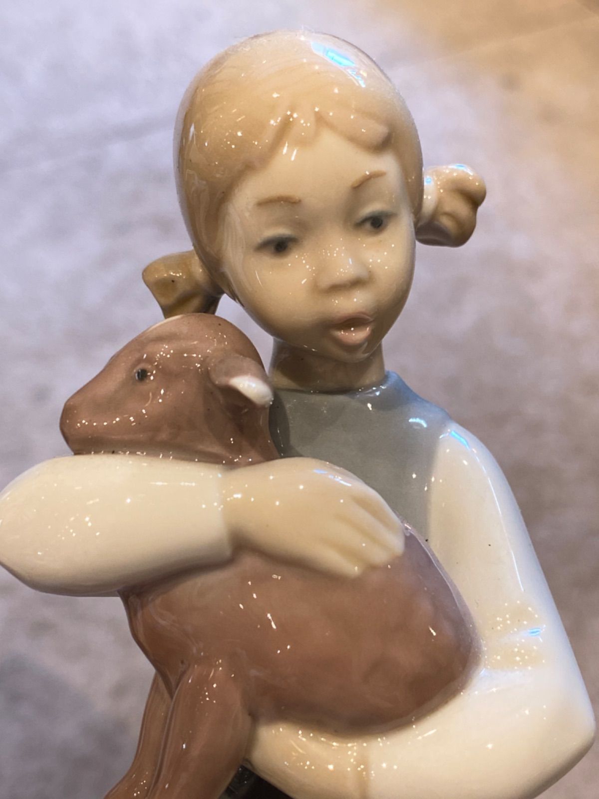 Lladro リアドロ　フィギュリン　ロバと少女　スペイン Lladro リアドロ フィギュリン ロバと少女 スペイン 美術品