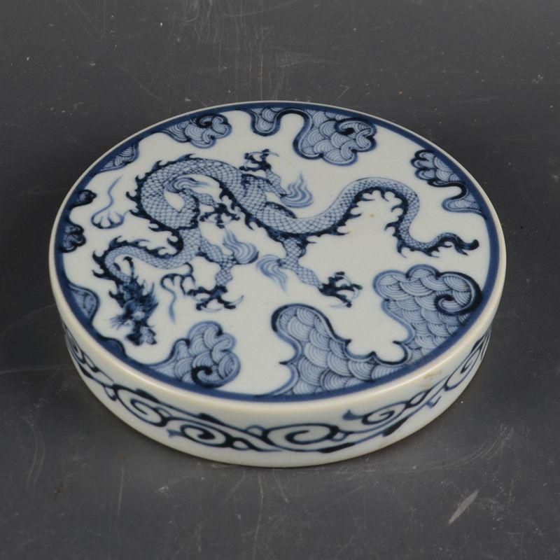 竜紋盤の彫刻  景徳鎮  陶磁器  現代工芸品 美術品 装飾品 置物 Amazon.co.jp: 景徳鎮 青花 竜紋 盤 陶磁器 装飾品 工芸品 美術