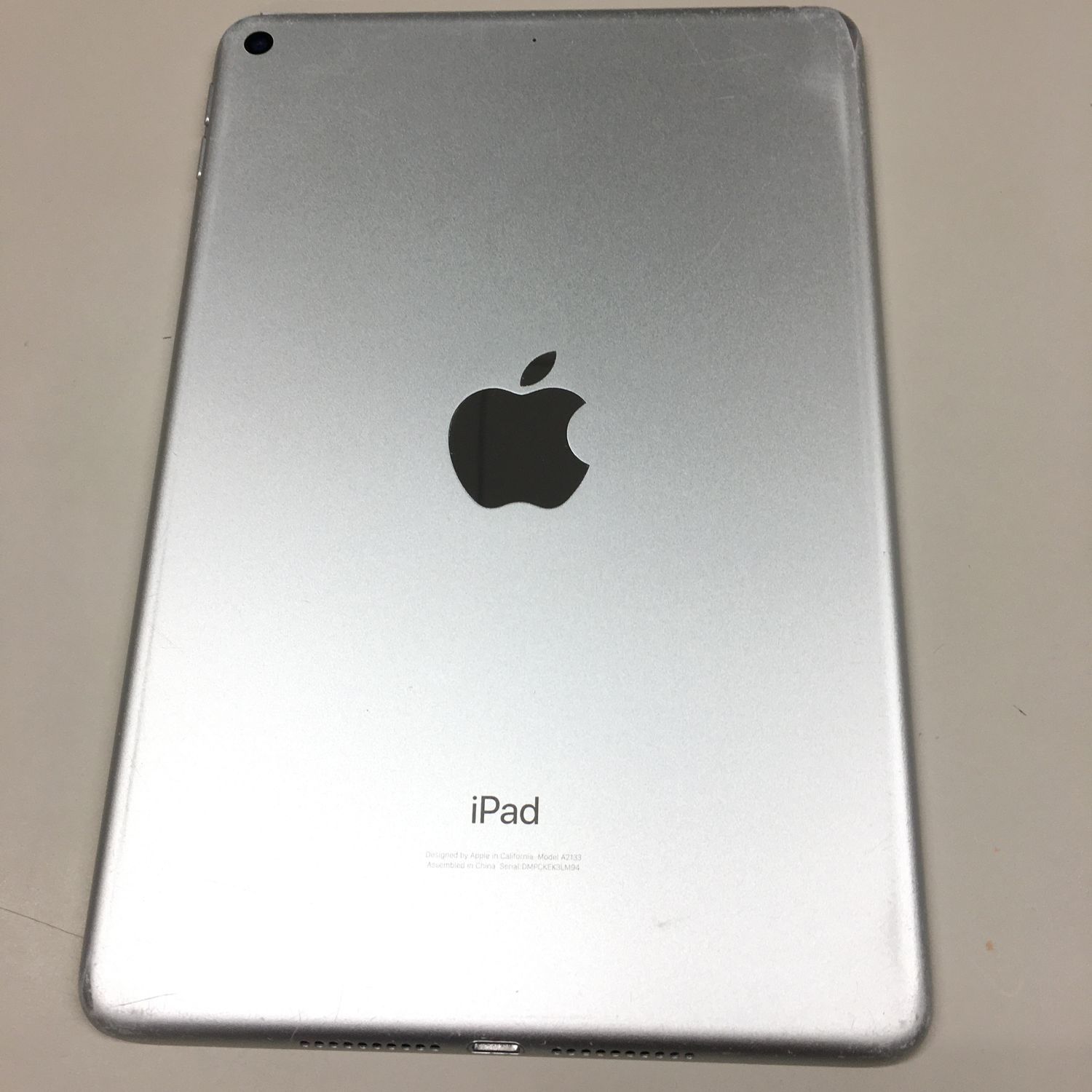 【動作確認・初期化済】Apple iPad mini 第5世代 シルバー本体のみ 動作確認・初期化済み】電池83％ Apple iPad mini 5 Wi-Fi 64GB