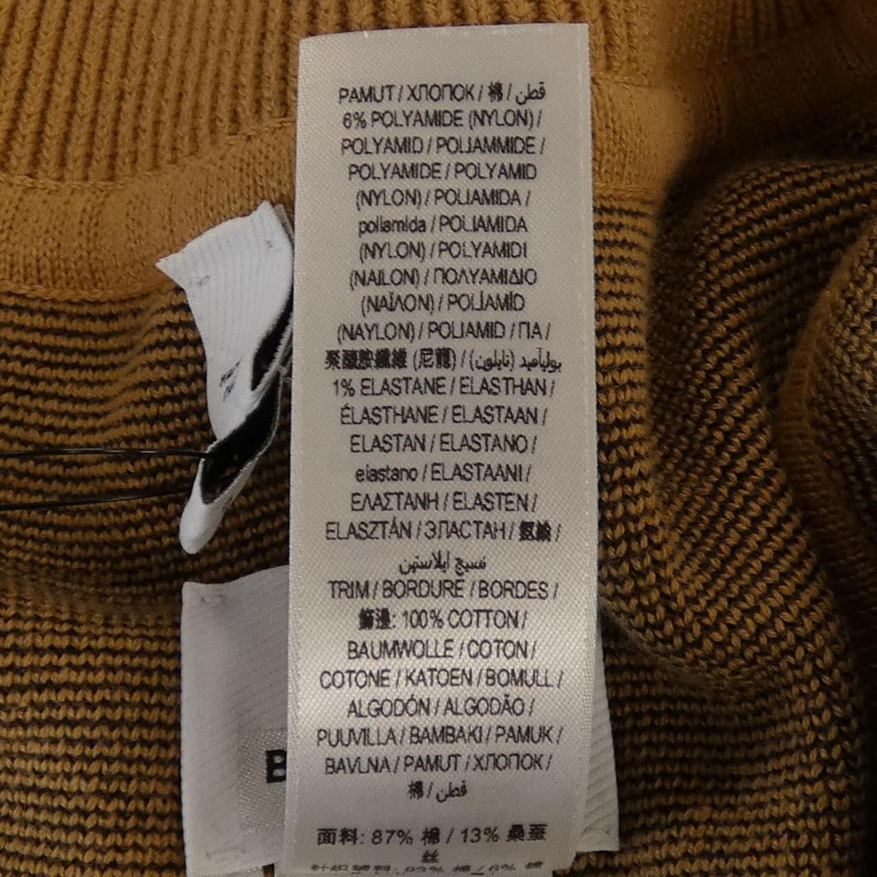 バーバリー BURBERRY