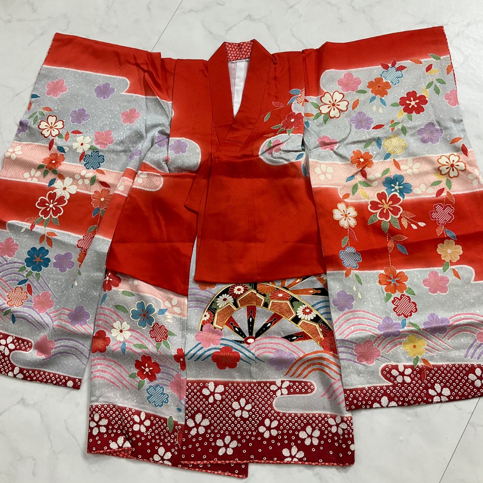 ◆kimono+one◆美品◆3歳くらい用◆子供着物◆友禅◆正絹◆女の子着物◆七五三◆金糸◆裄46.5肩丈85.5◆七五三お詣り女の子着物こどものひお正月卒業式十三詣り◆G7