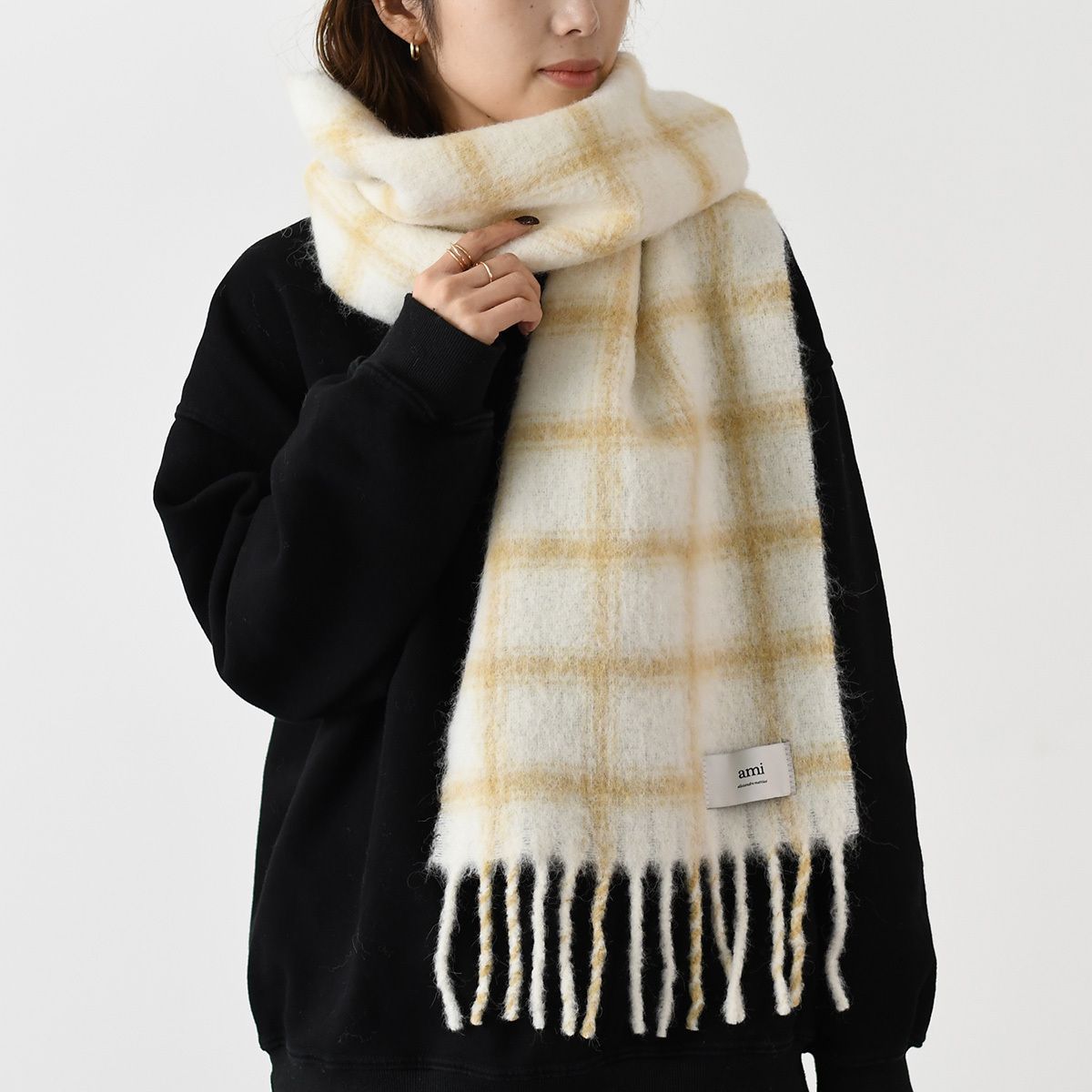 FENDI ズッカ FFロゴ グレー 黒 イタリア製 ウール マフラー ショール