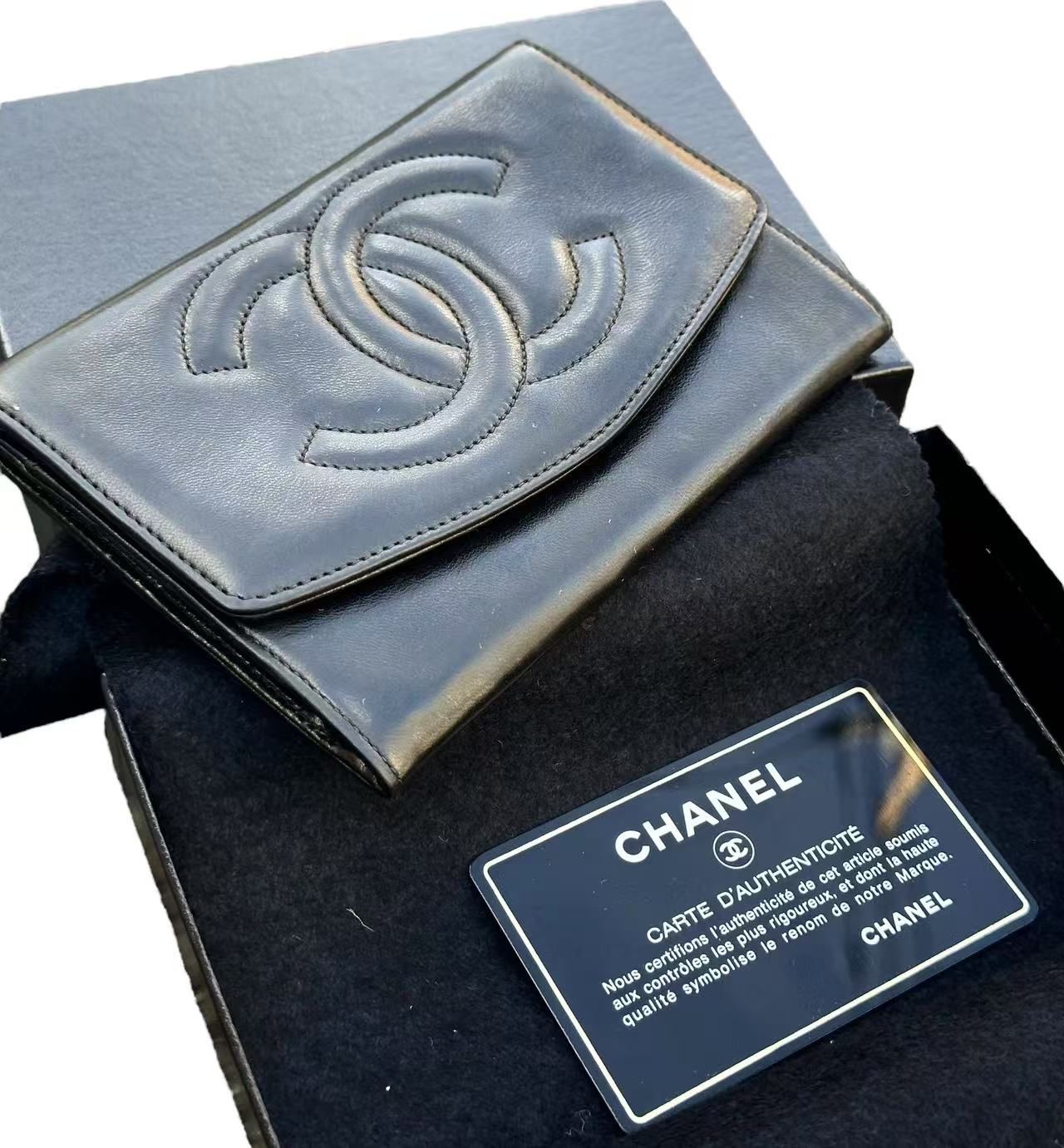 超 本物シャネルCHANELデカココマークヴィンテージVintageラムスキンカーフCCカードケース名刺入れ小物入れ財布贈り物黒ブラック黒金