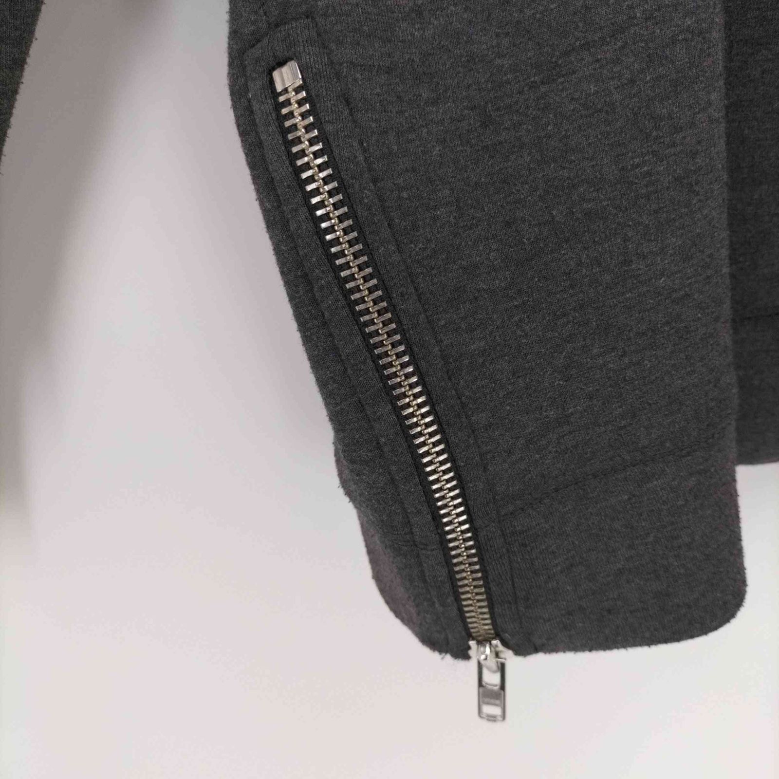 DIESEL ONLY THE BRAVE エンボスロゴトレーナー M〜L相当 ディーゼル DIESEL ONLY THE BRAVE エンボスロゴトレーナー