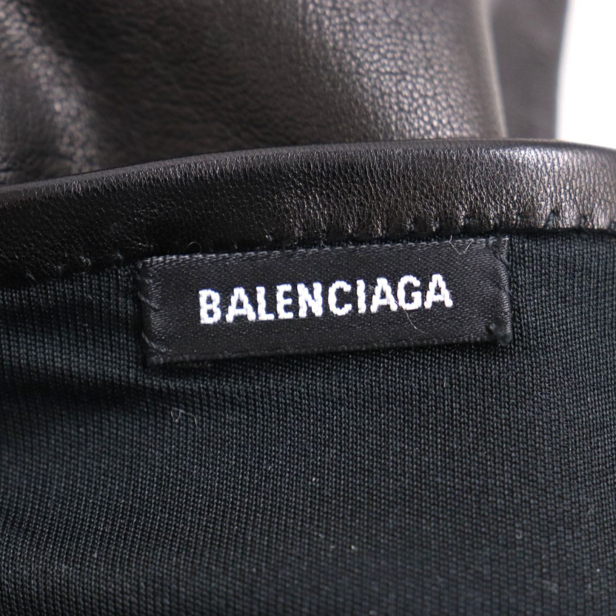 美品◇BALENCIAGA バレンシアガ BBロゴ刻印入り ラムレザー グローブ