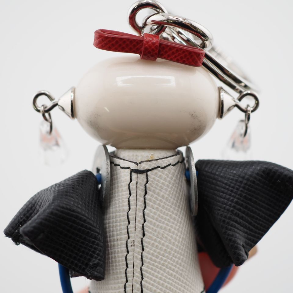 PRADA/プラダ ロボット チャーム ホワイト ユニセックス - メルカリ