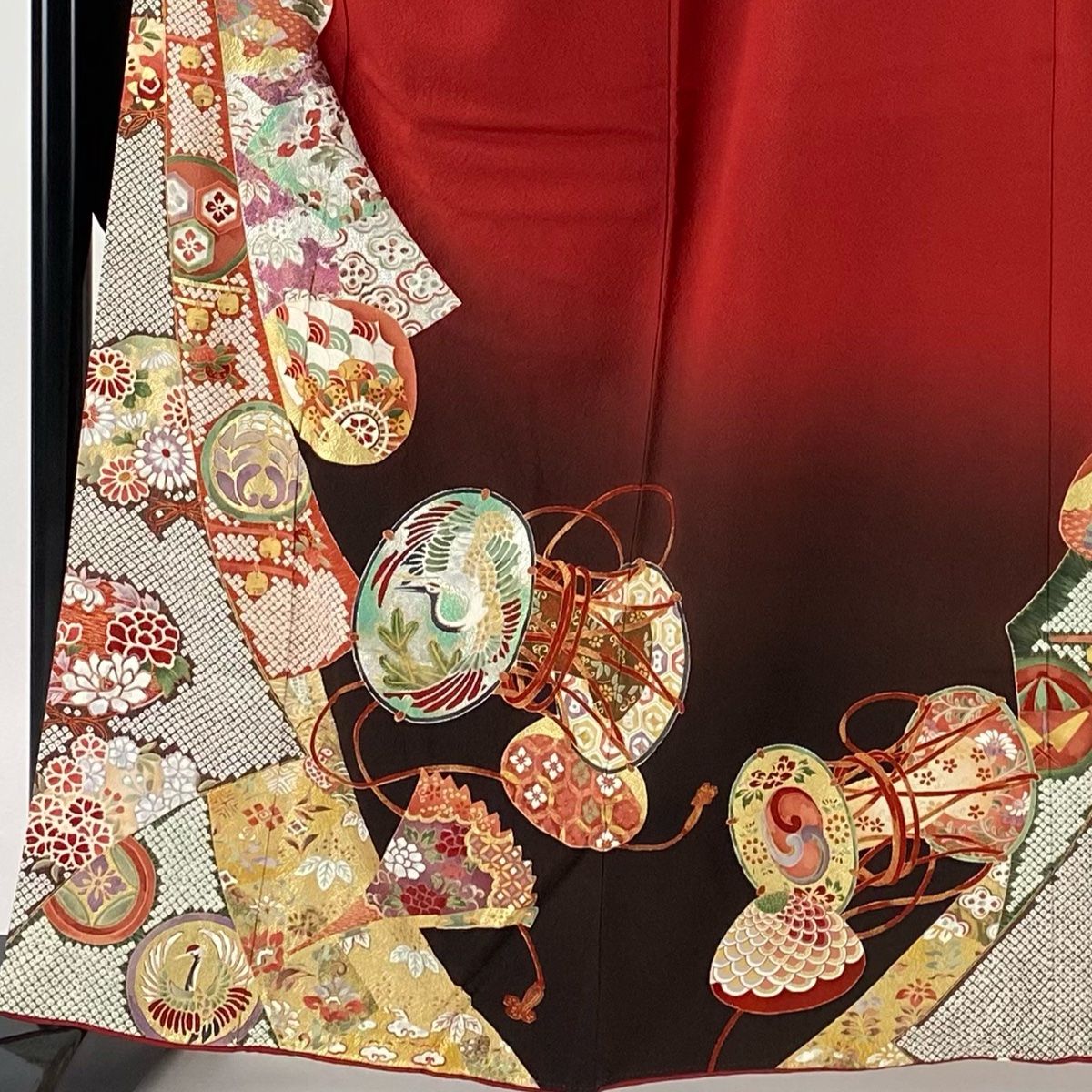 KL1791 振袖 正絹 身丈161.5cm 着物 振袖 身丈161.5cm 裄丈63cm S 袷 蝶 雪芝 金銀彩 ベージュ 正絹