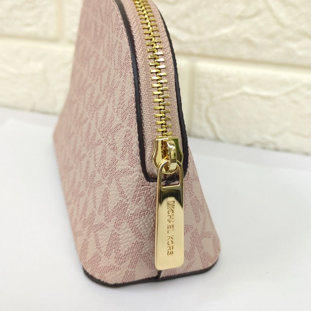 ☆ 新品　マイケルコースMICHAEL KORS ポーチピンクラメ メイクポーチ マイケルコース コスメポーチピンク メイクポーチ PVC