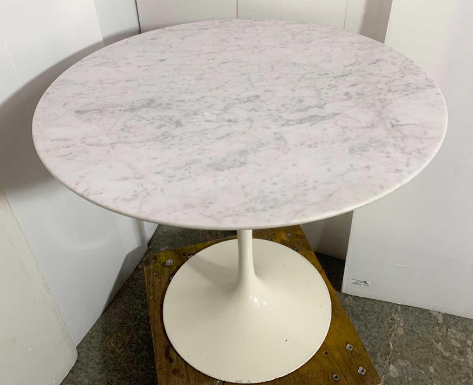 ノル /Knoll チューリップテーブル コーヒーテーブル 大理石天板 エーロサーリネン ラウンド