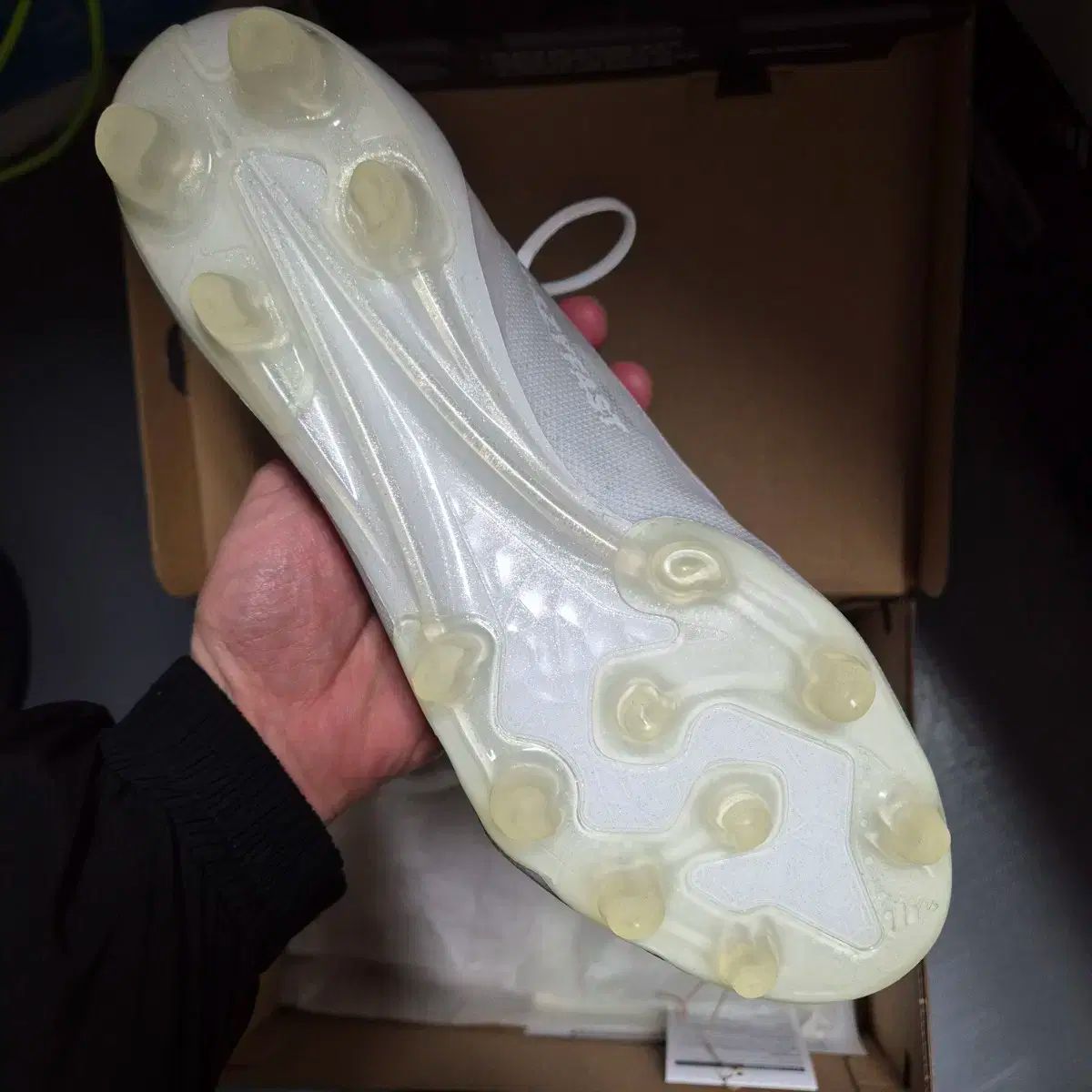 adidas アディダス