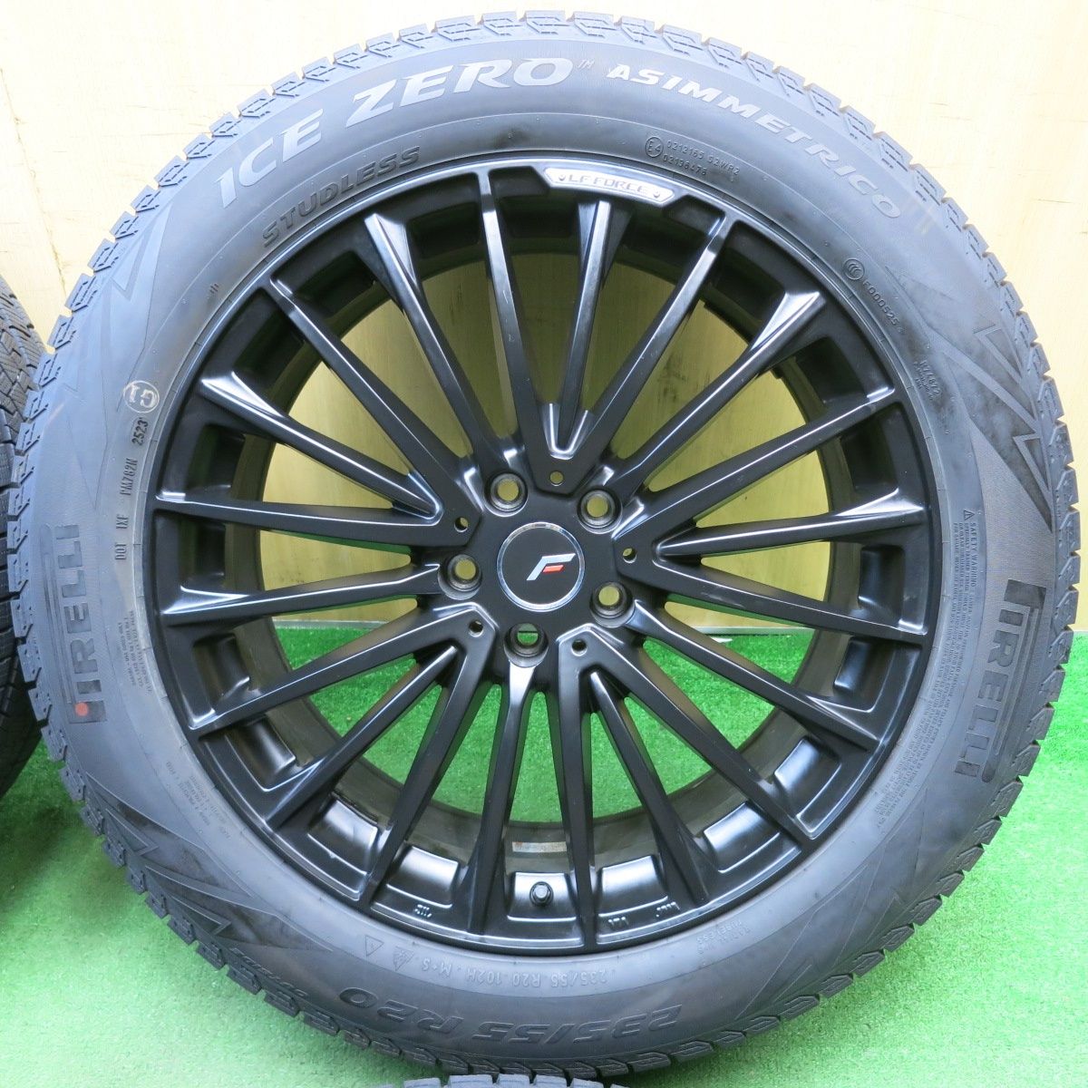 バリ溝！23年！キレイ！9.5分以上☆LEHRMEISTER LF-FORCE 235/55R20 