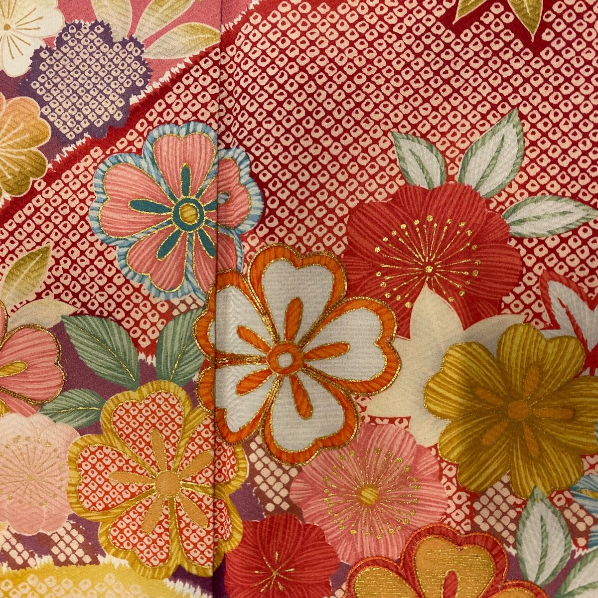 ようちん♡様美品 振袖 フルセット 身丈161 裄66.5 赤 花 扇 刺繍衿 ようちん♡様美品 振袖 フルセット 身丈161 裄66.5 赤 花 扇