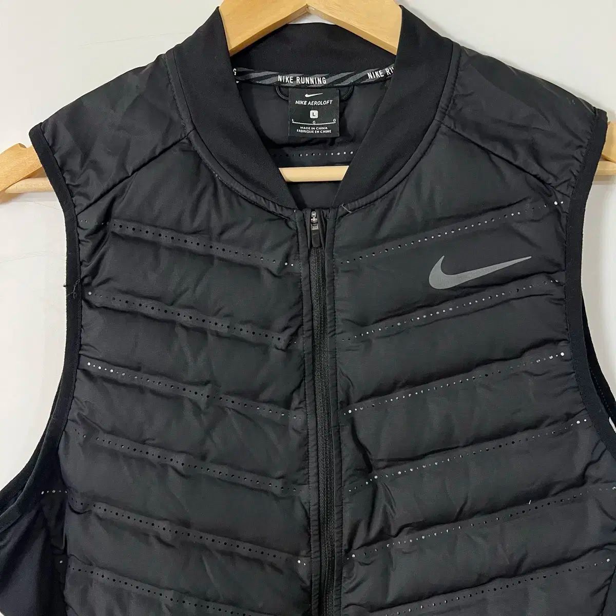 最後 S ナイキ エアロロフト テックパック ランニングジャケット ダウンベスト NIKE ナイキ メンズ 陸上/ランニング アウターウェア Therma-FIT