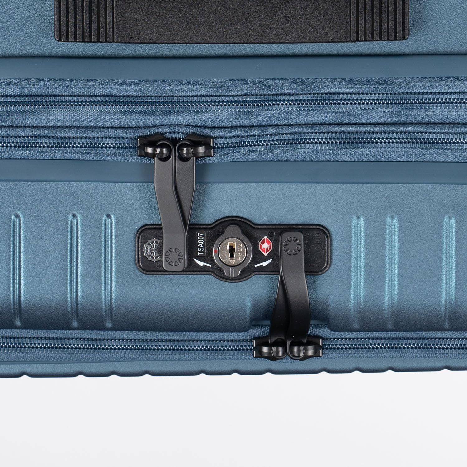 キャリーケース