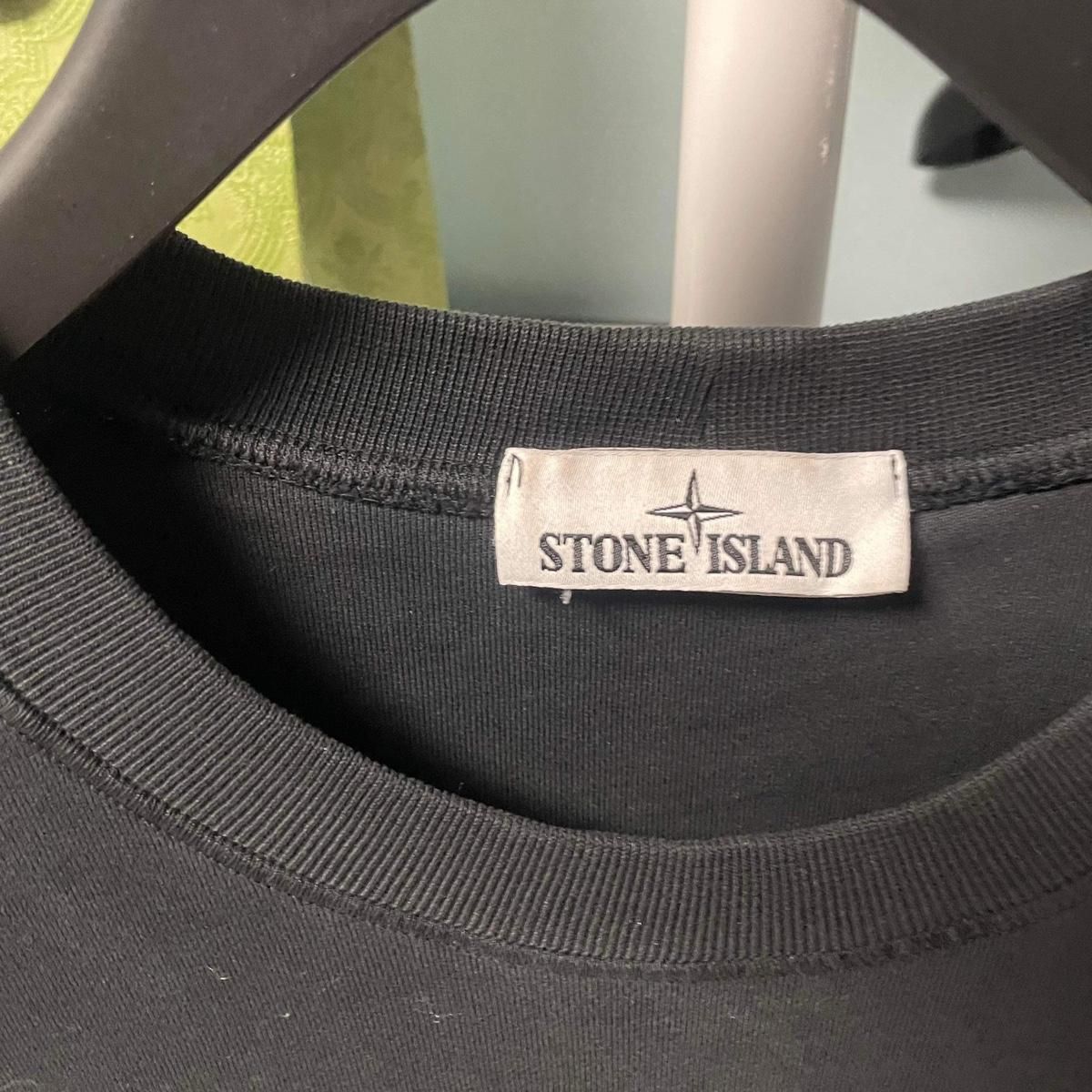 雷市場（ポンジャン）商品韓国直送】（ 21ss L ） STONE ISLAND(ストーンアイランド) 黒 パーカー - メルカリ