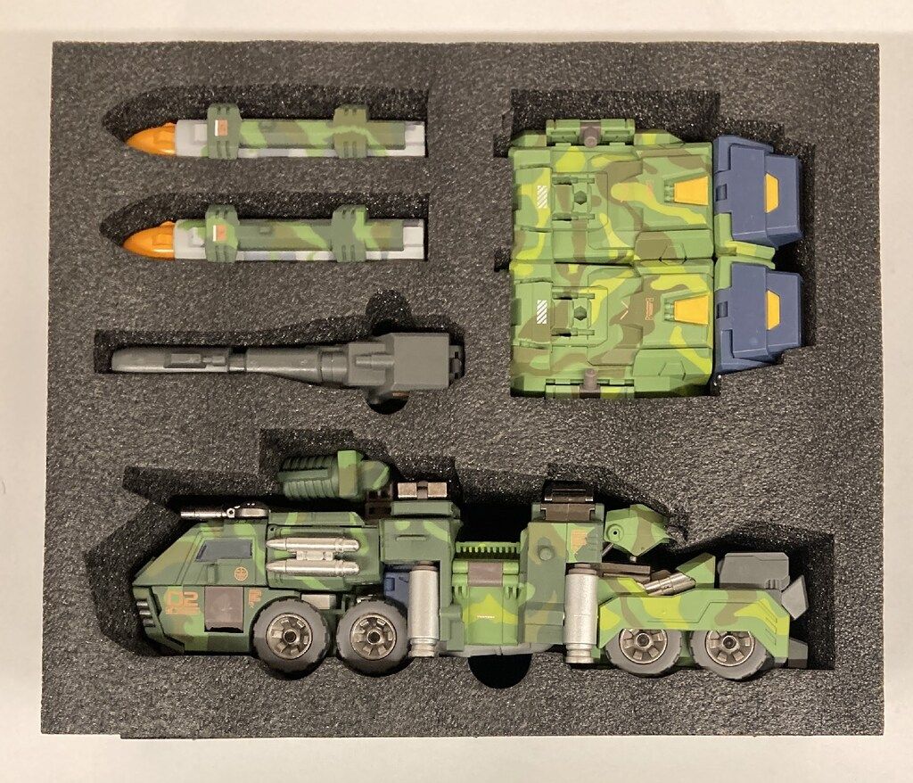 TFC TOYS STC-01B S.T.COMMANDER JUNGLE VER.